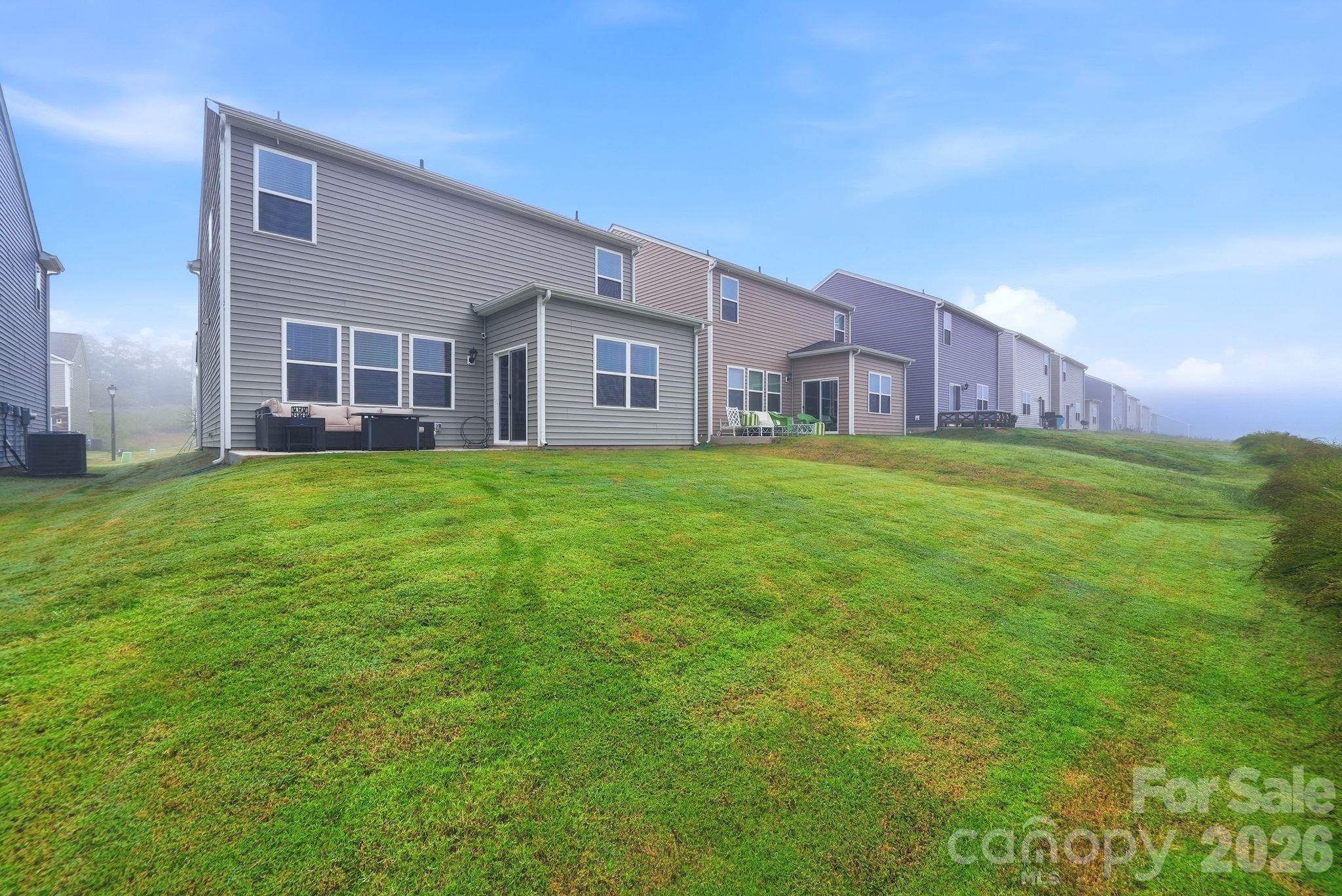 Single Family Residence at 1371 37th Avenue Lane, Hickory, photo 40 of 41