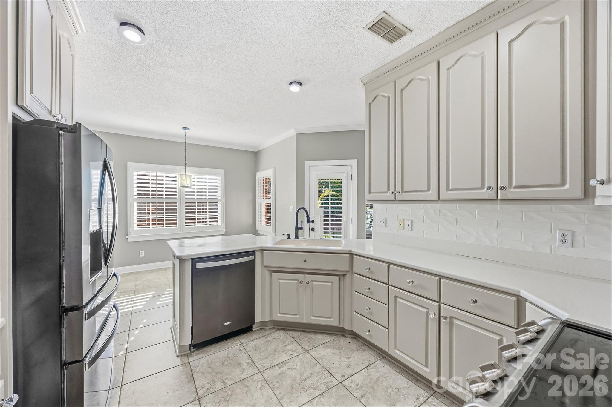 Single Family Residence at 2146 Pinefield Court, Gastonia, photo 8 of 29