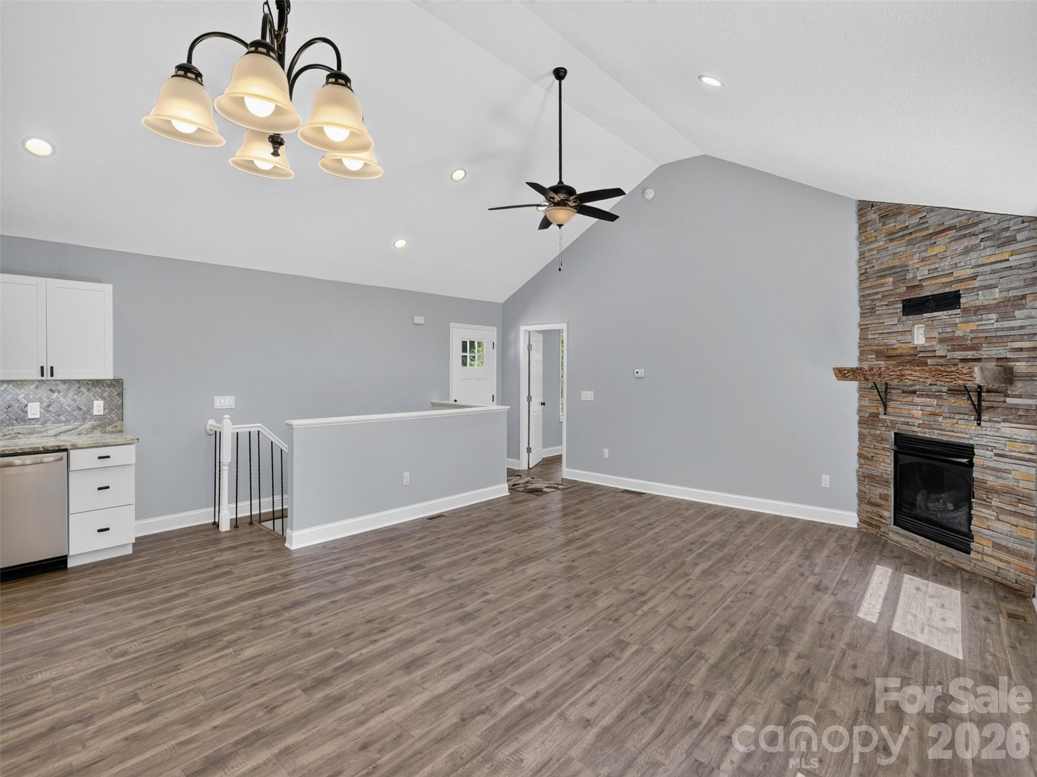 Single Family Residence at 594 McMillan Drive, Hendersonville, photo 7 of 46