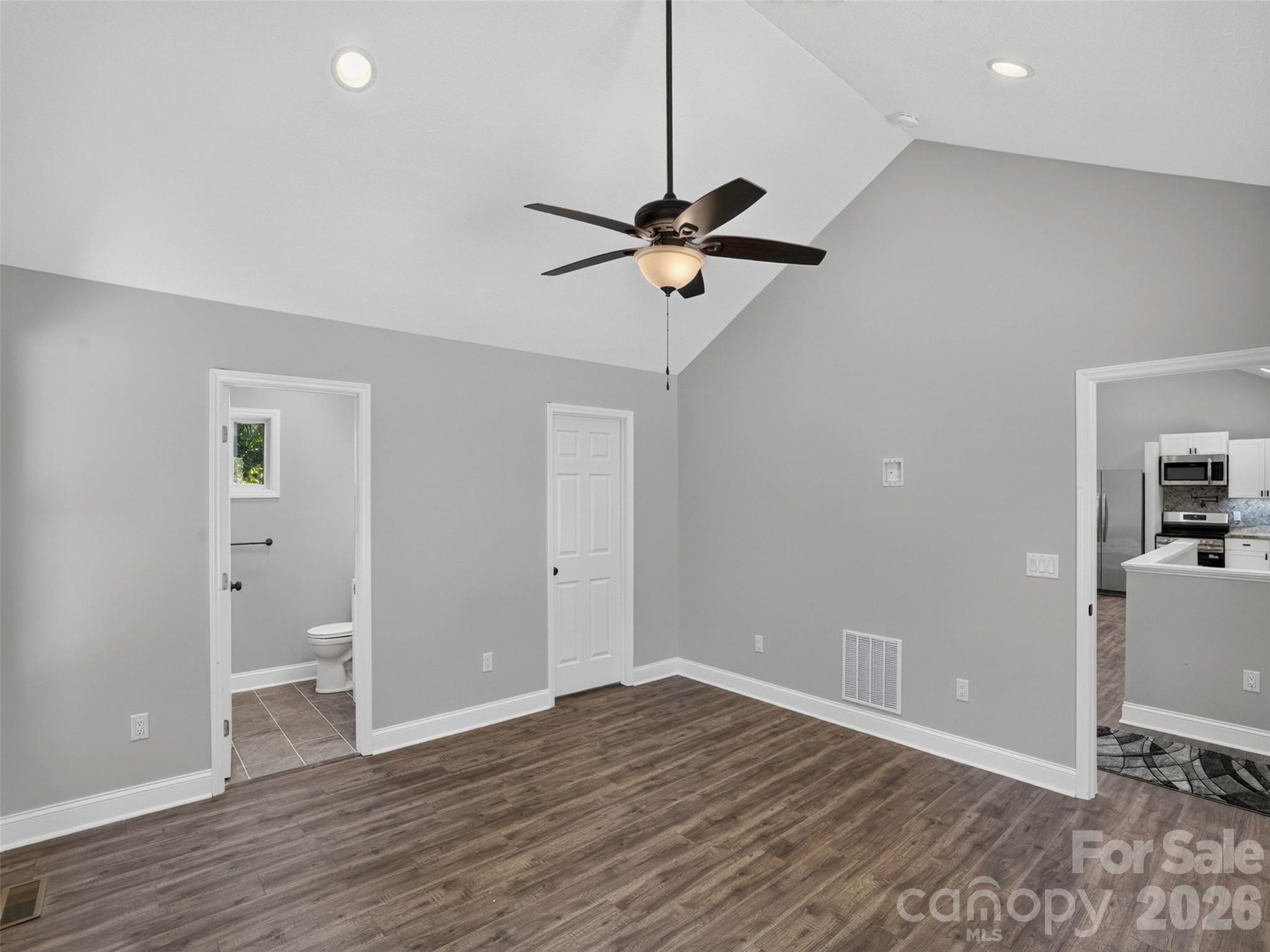 Single Family Residence at 594 McMillan Drive, Hendersonville, photo 19 of 46