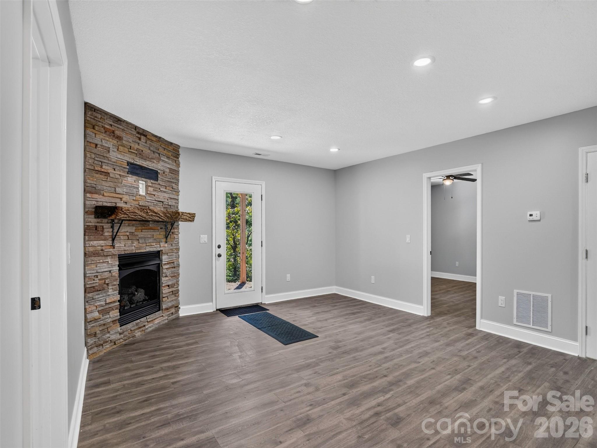 Single Family Residence at 594 McMillan Drive, Hendersonville, photo 28 of 46