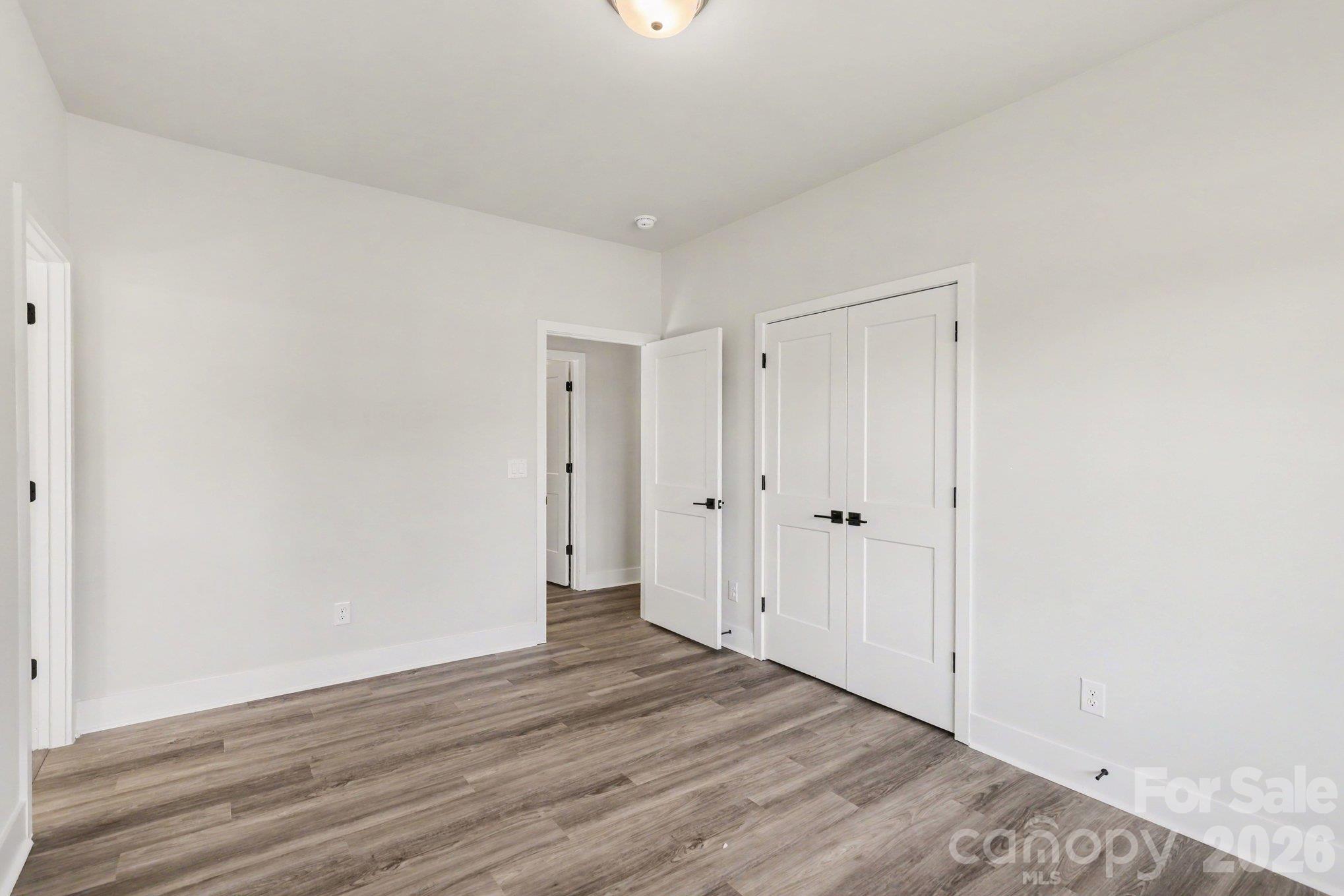 Single Family Residence at 2027 Haverhill Lane, York, photo 30 of 40