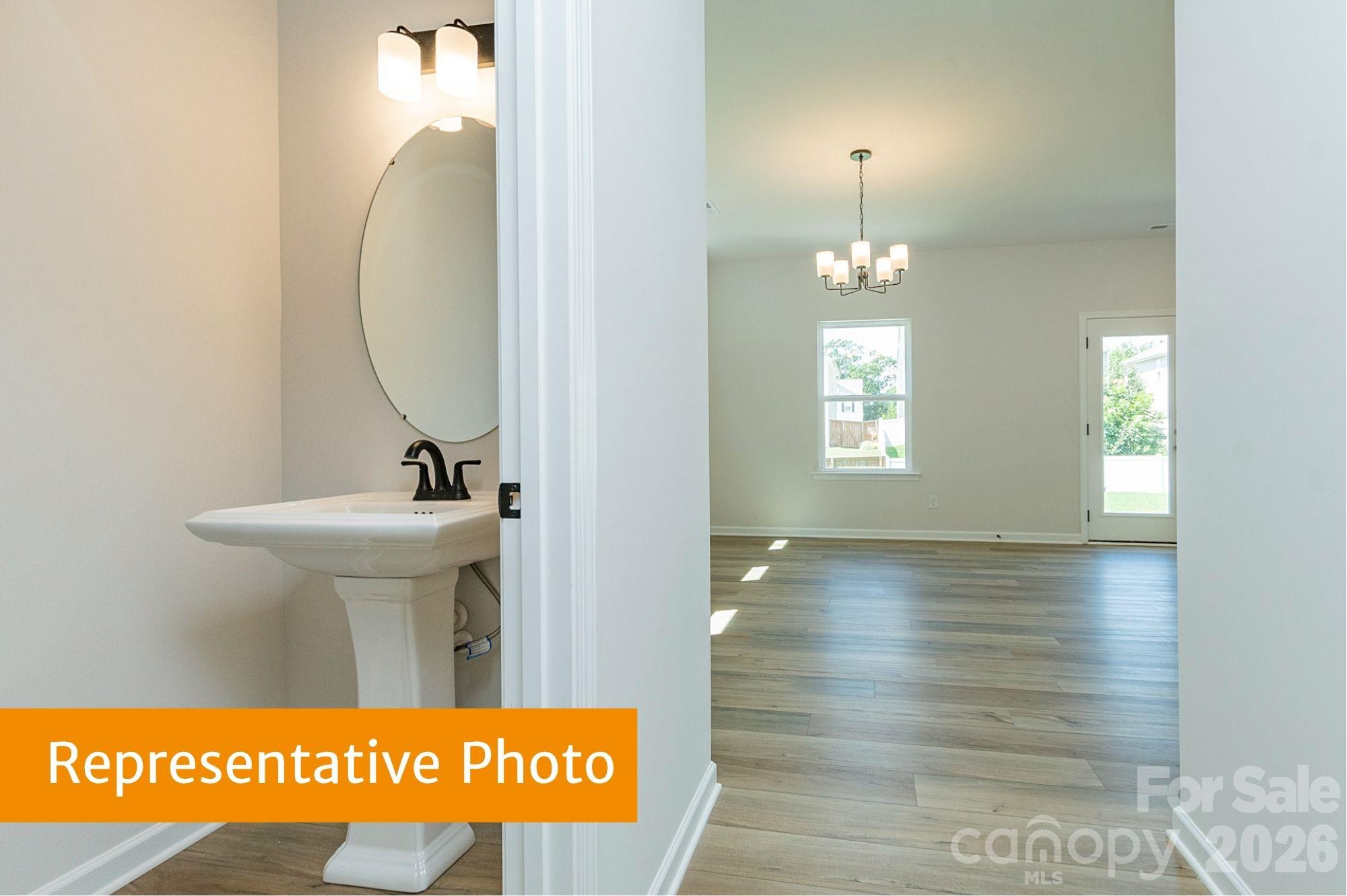 Single Family Residence at 4224 Ruth Creek Court, Charlotte, photo 10 of 24