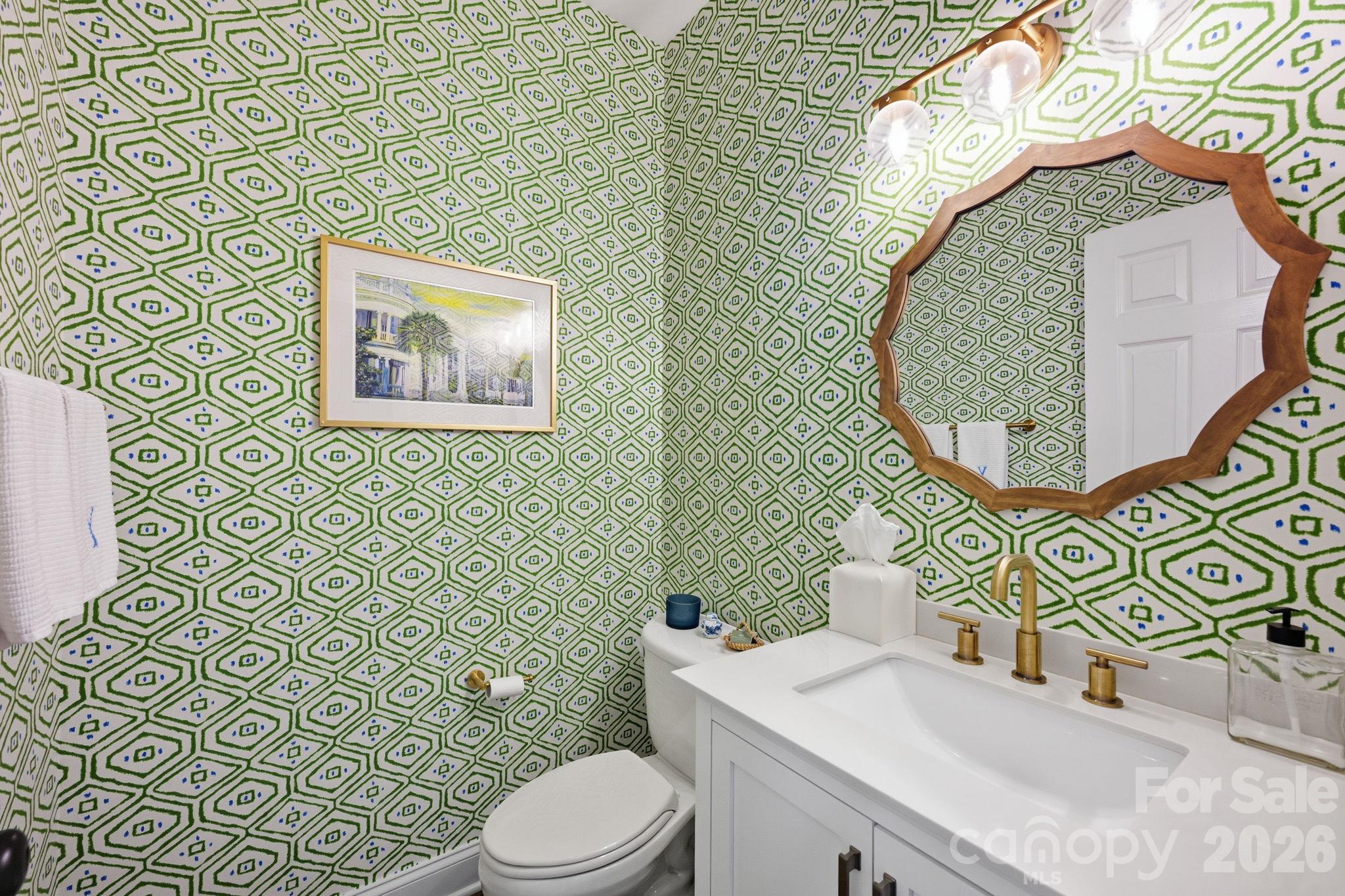 Powder Room - 105 Kings Crest Drive, Mooresville