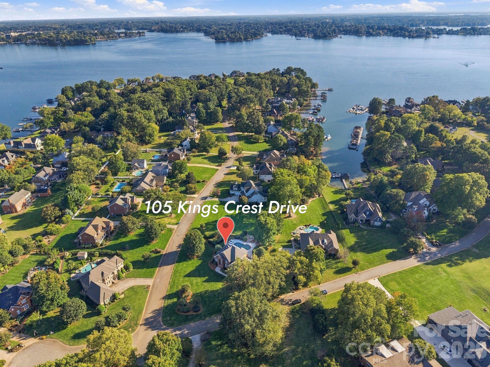 Waterview Home with Boat Slips Close By - 105 Kings Crest Drive, Mooresville