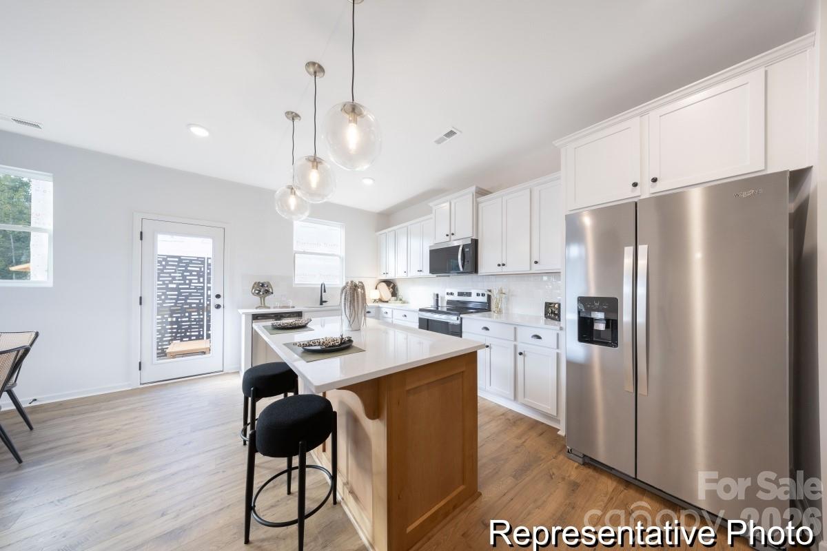 Townhouse at 2912 Smithcliff Road, Charlotte, photo 3 of 23