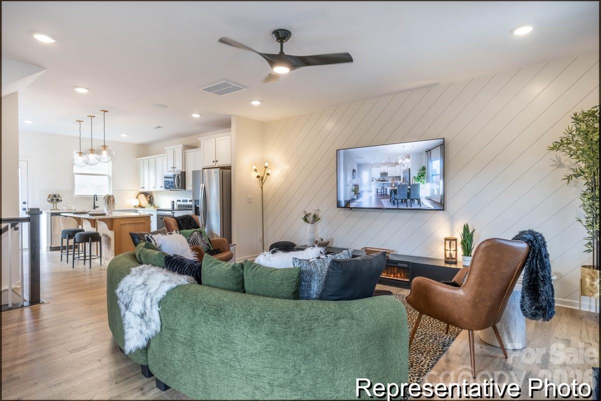Townhouse at 2912 Smithcliff Road, Charlotte, photo 12 of 23