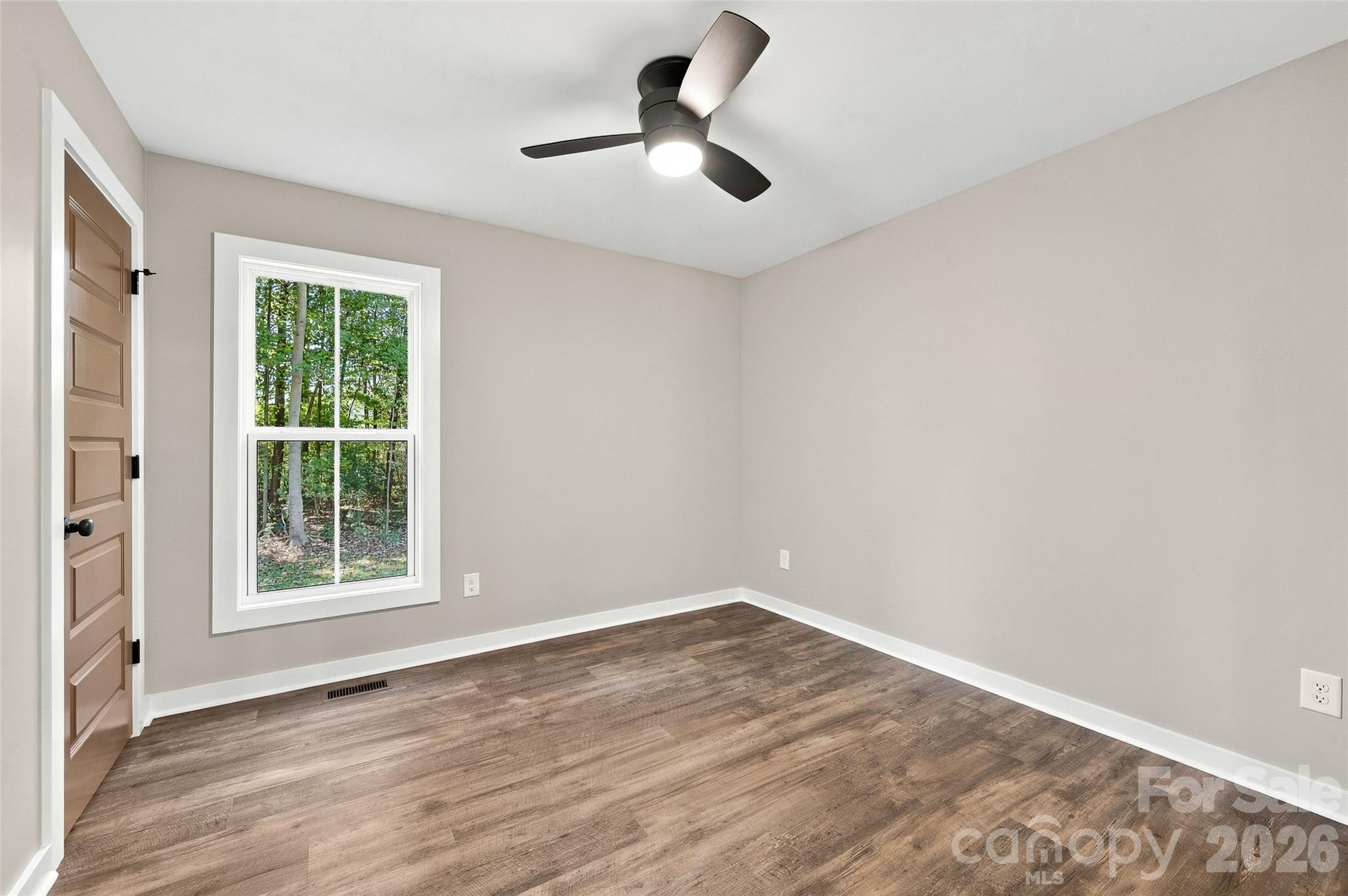 Single Family Residence at 104 Roseman Lane, Statesville, photo 20 of 33