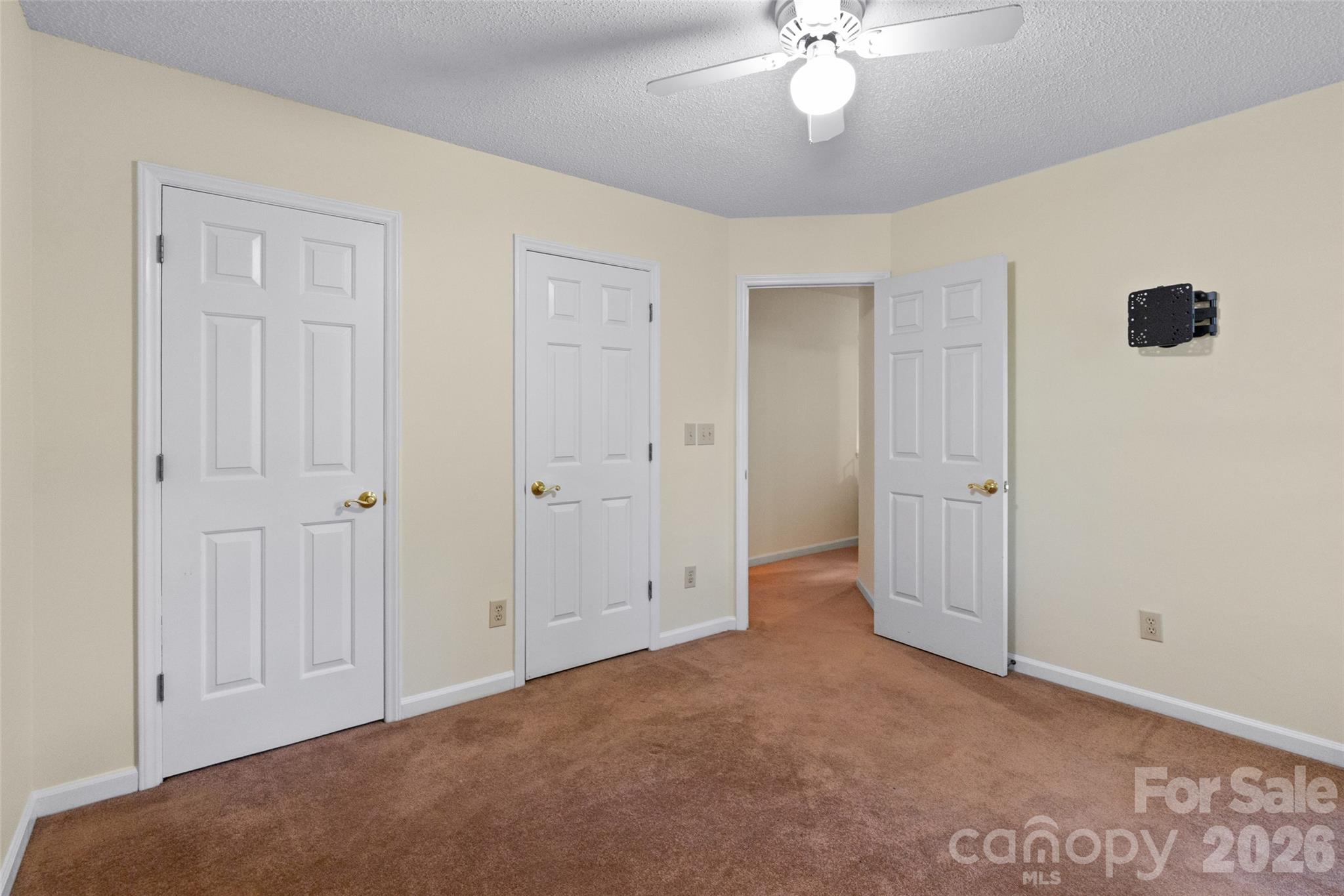 Single Family Residence at 10913 Lassen Court, Charlotte, photo 29 of 40