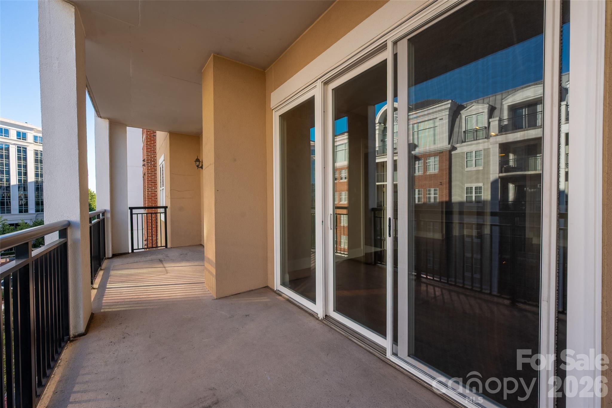 Double balcony (most units have a single balcony) - 4620 Piedmont Row Drive, Charlotte