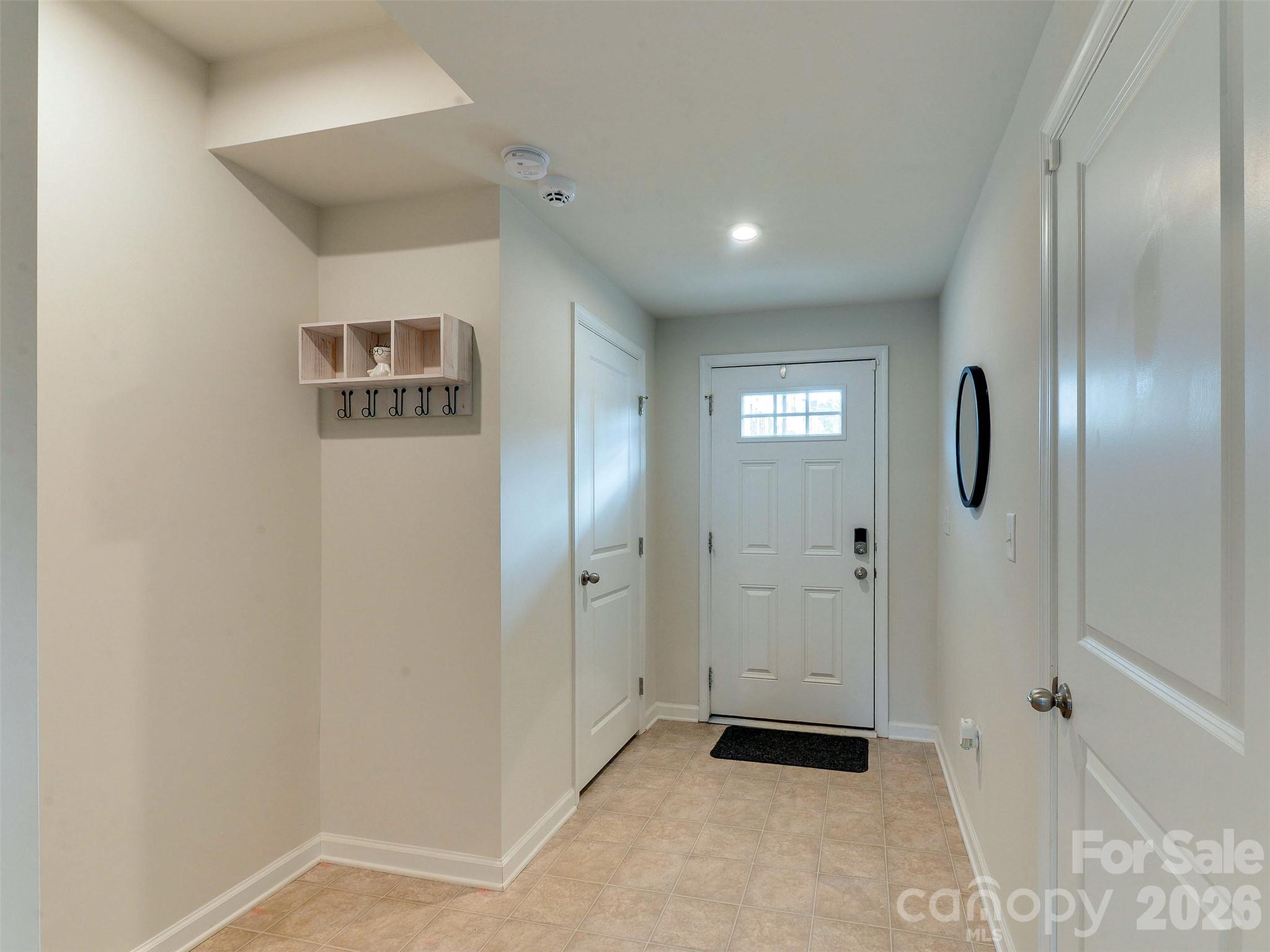 Townhouse at 6105 Cutwater Circle, Charlotte, photo 3 of 41