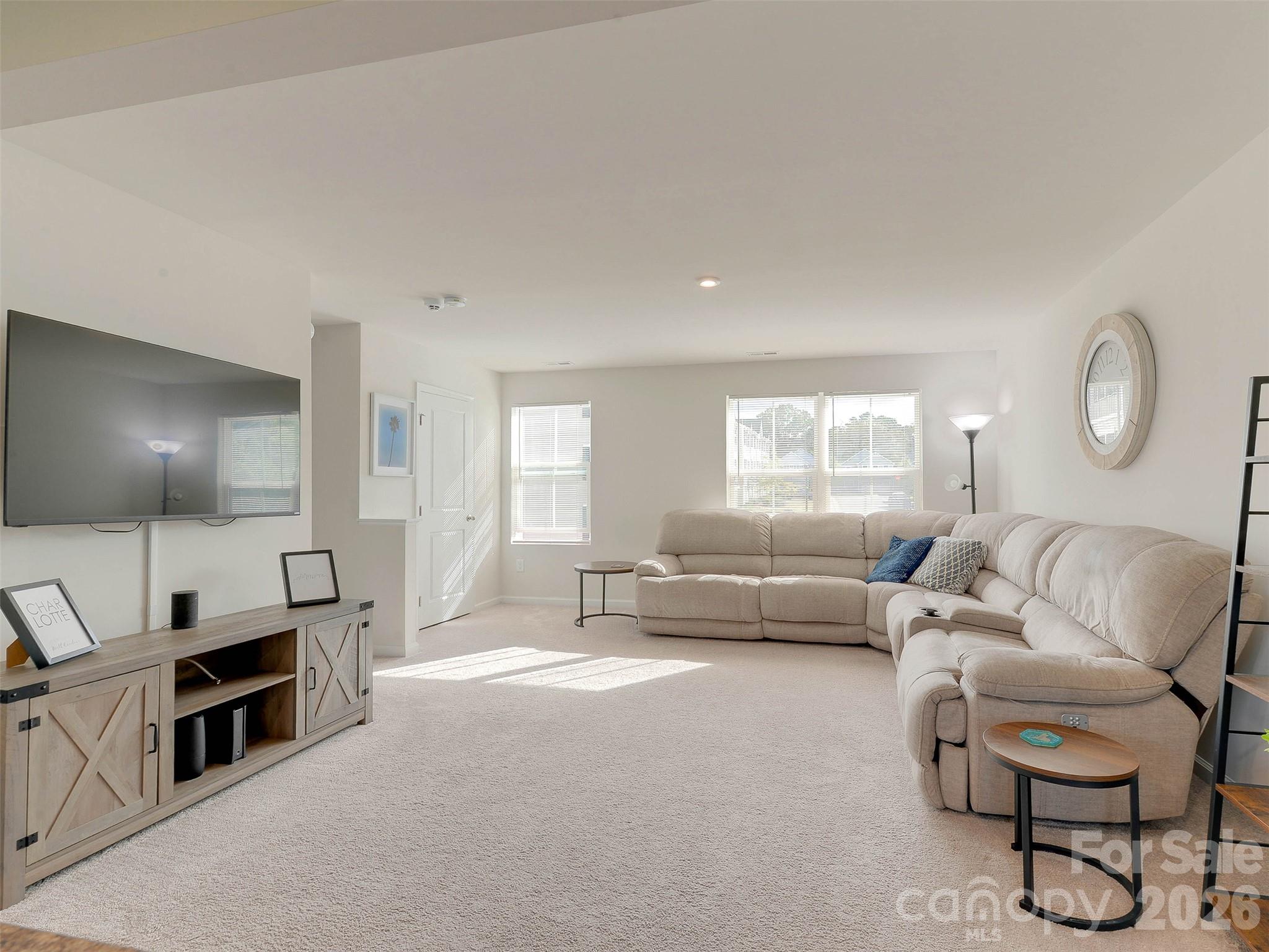 Townhouse at 6105 Cutwater Circle, Charlotte, photo 17 of 41