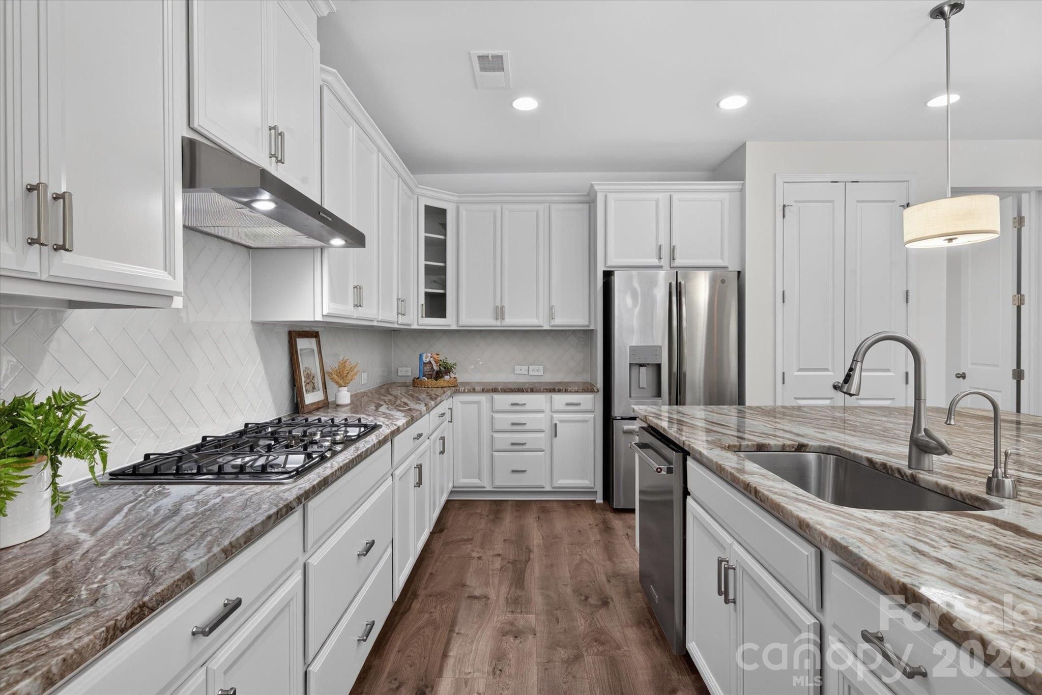 Single Family Residence at 7051 Wyngate Place, Lancaster, photo 5 of 30