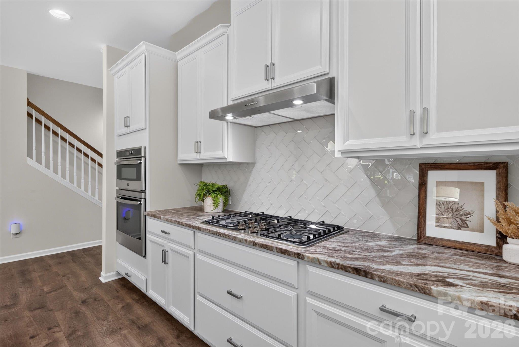 Single Family Residence at 7051 Wyngate Place, Lancaster, photo 6 of 30