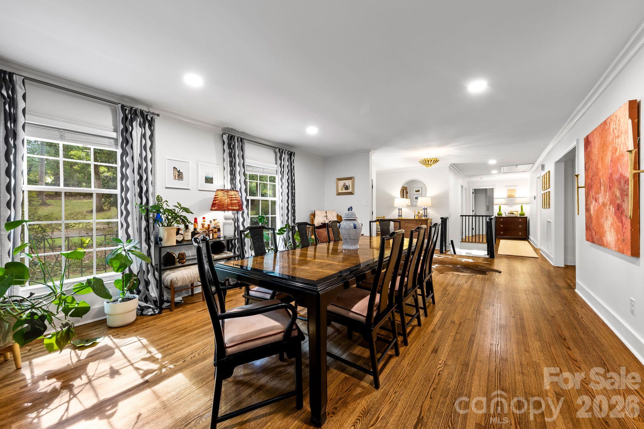 Single Family Residence at 4015 Oldfield Road, Charlotte, photo 6 of 49