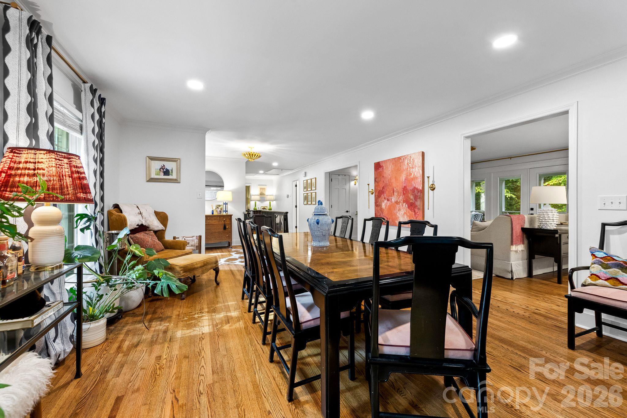 Single Family Residence at 4015 Oldfield Road, Charlotte, photo 7 of 49