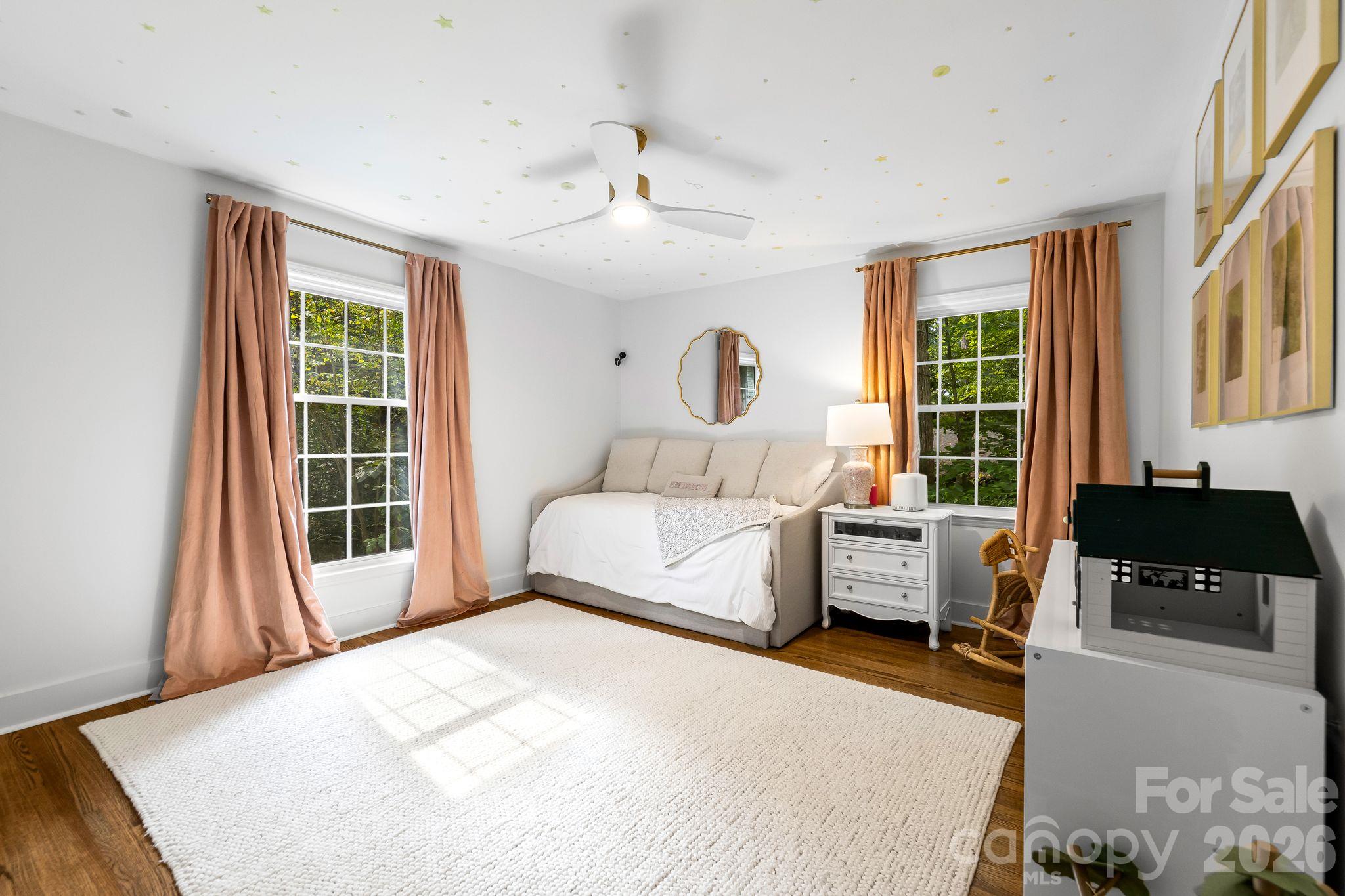 Single Family Residence at 4015 Oldfield Road, Charlotte, photo 20 of 49
