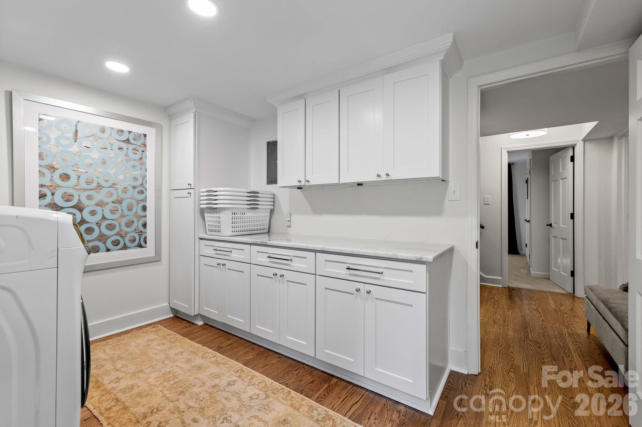 Single Family Residence at 4015 Oldfield Road, Charlotte, photo 32 of 49