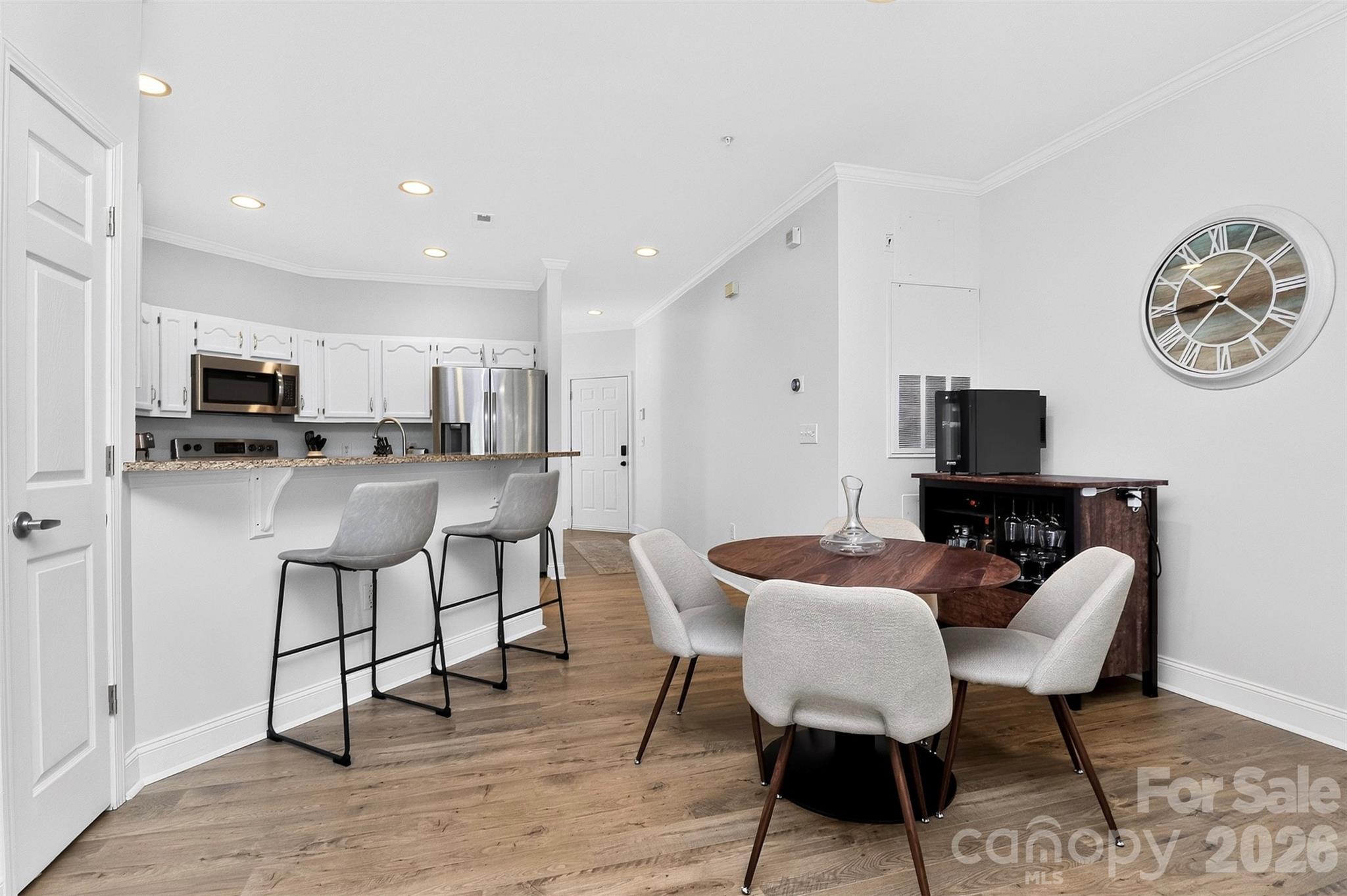 Condominium at 226 S Torrence Street, Charlotte, photo 10 of 29