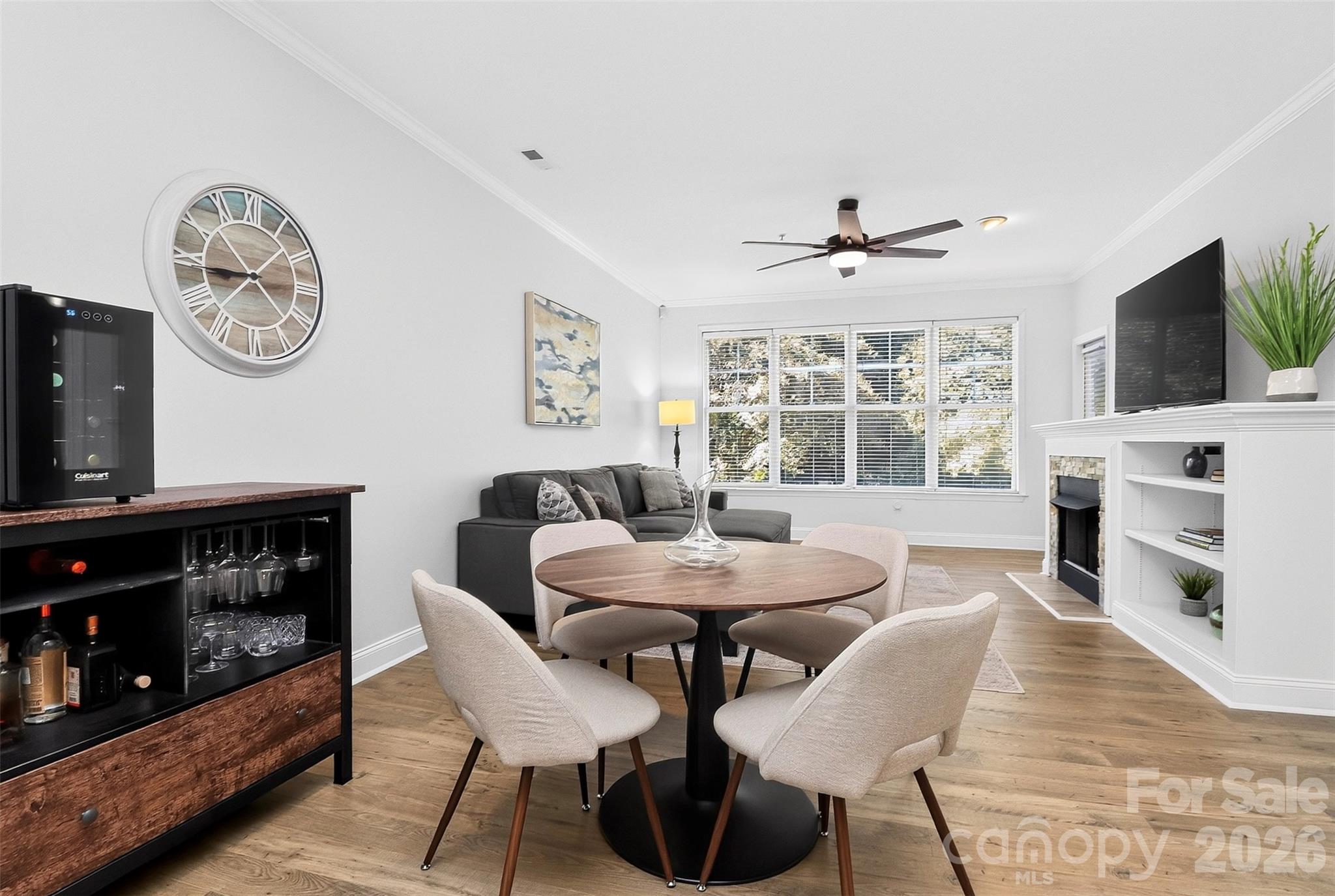 Condominium at 226 S Torrence Street, Charlotte, photo 11 of 29