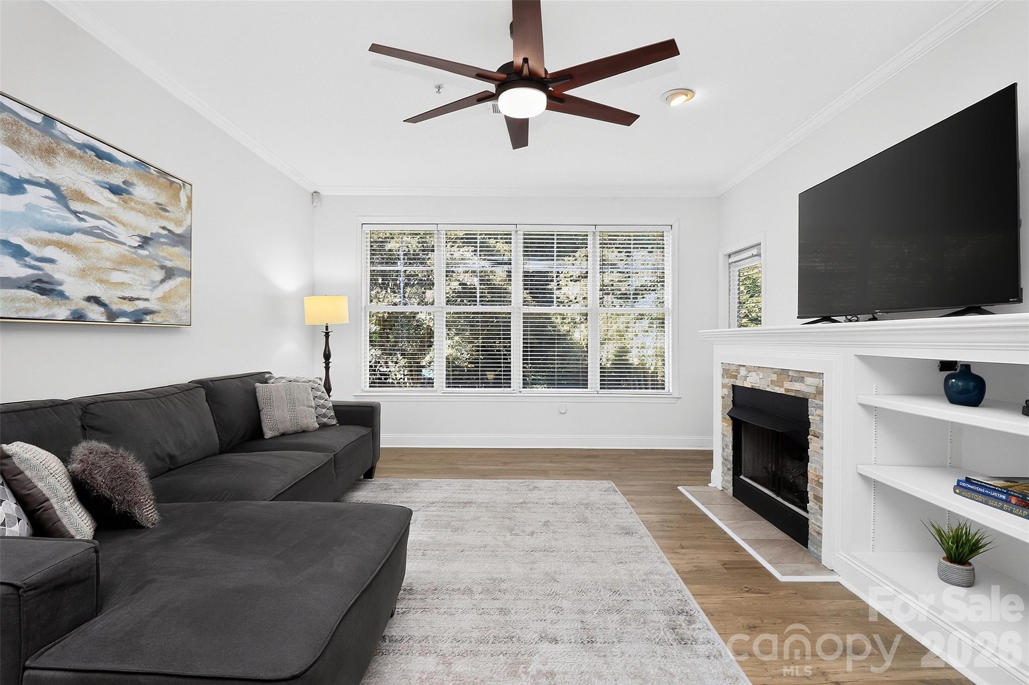 Condominium at 226 S Torrence Street, Charlotte, photo 12 of 29