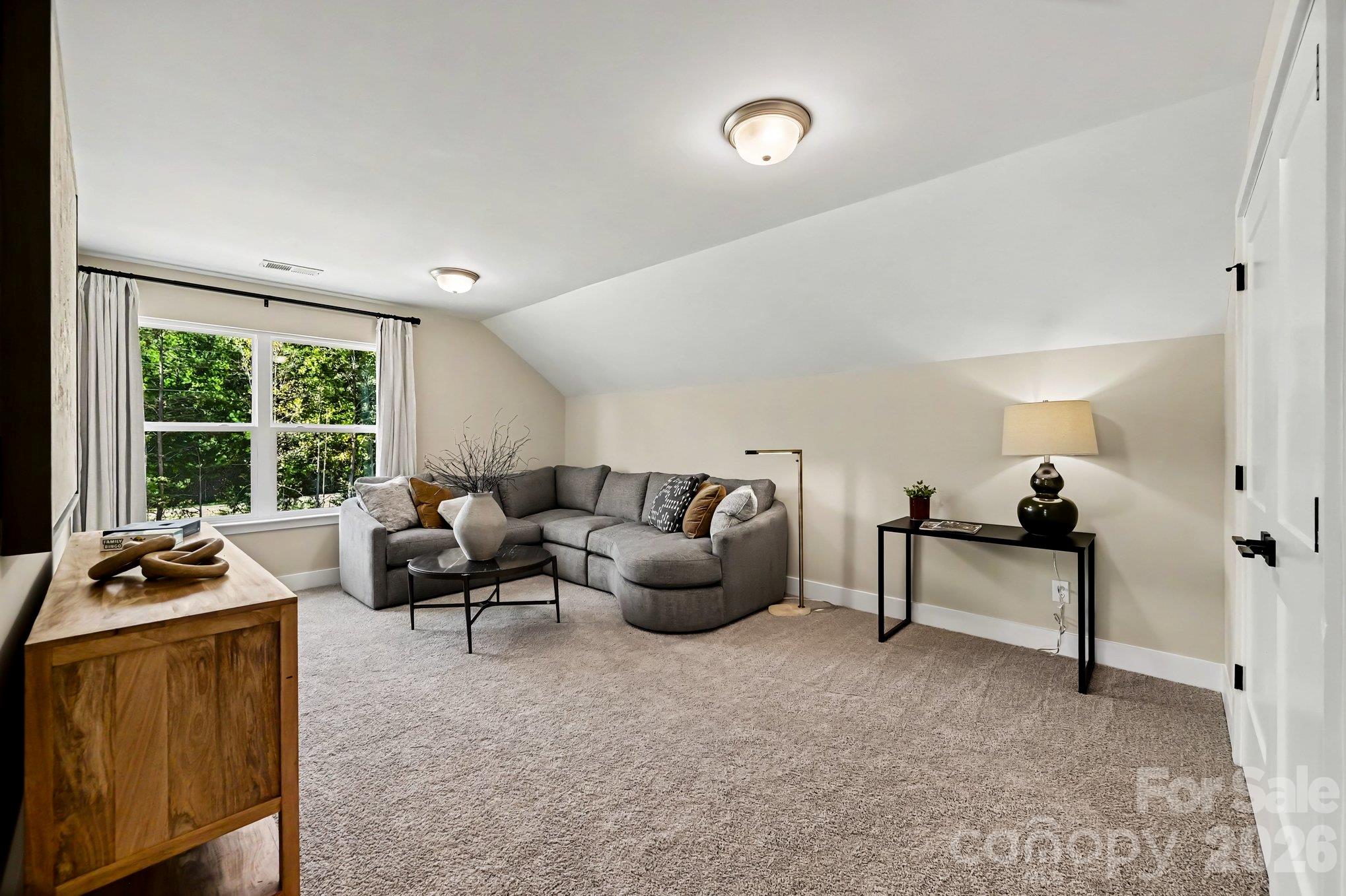 *Photo is of the same floor plan completed. - 2041 Haverhill Lane, York