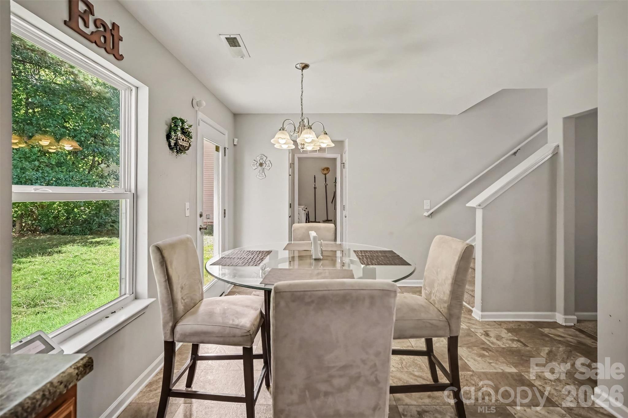 Single Family Residence at 137 Oliver Street, York, photo 10 of 26