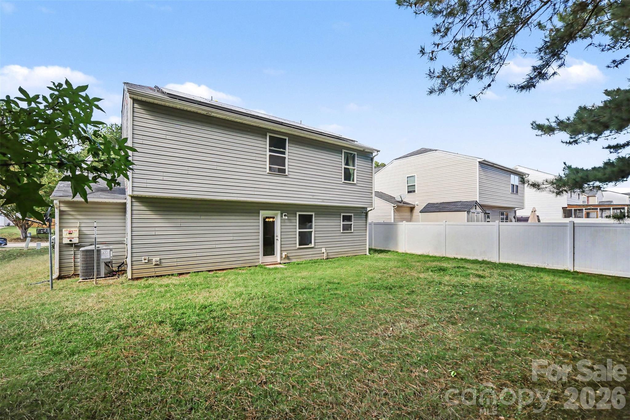 Single Family Residence at 137 Oliver Street, York, photo 24 of 26