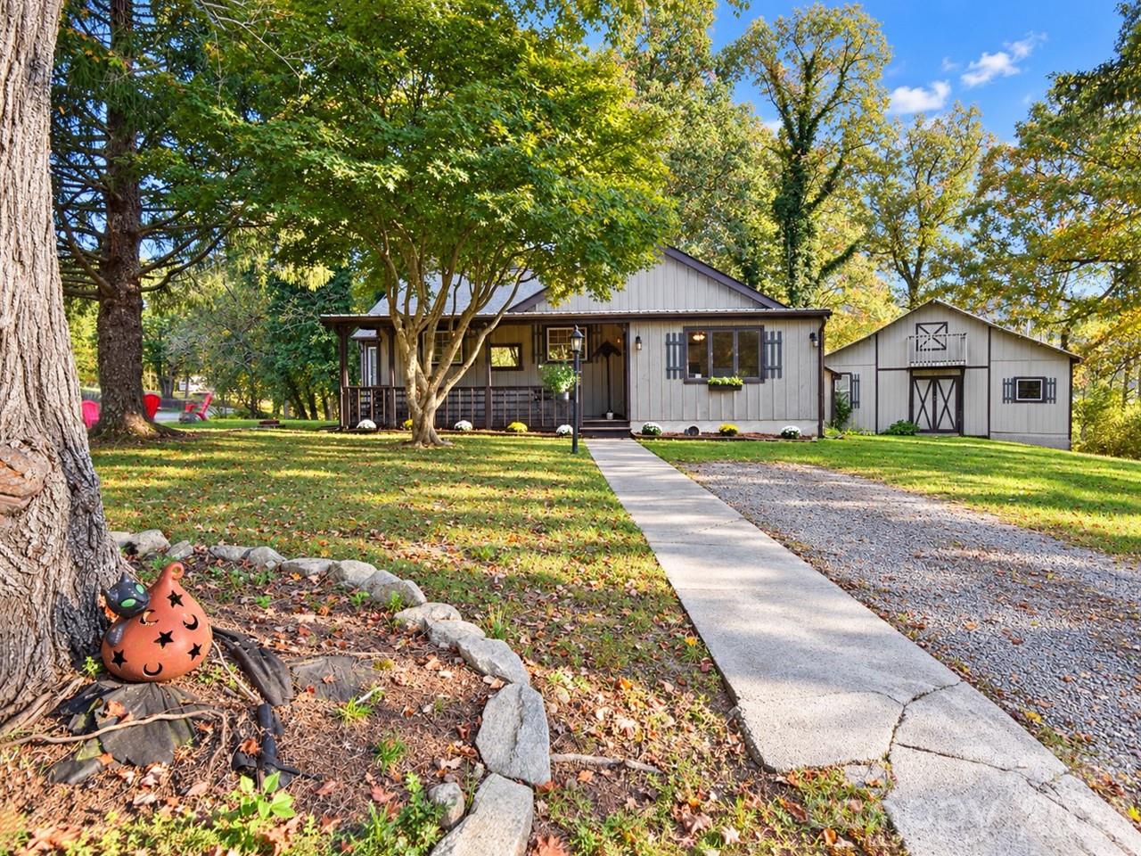 62 Hughey Drive
