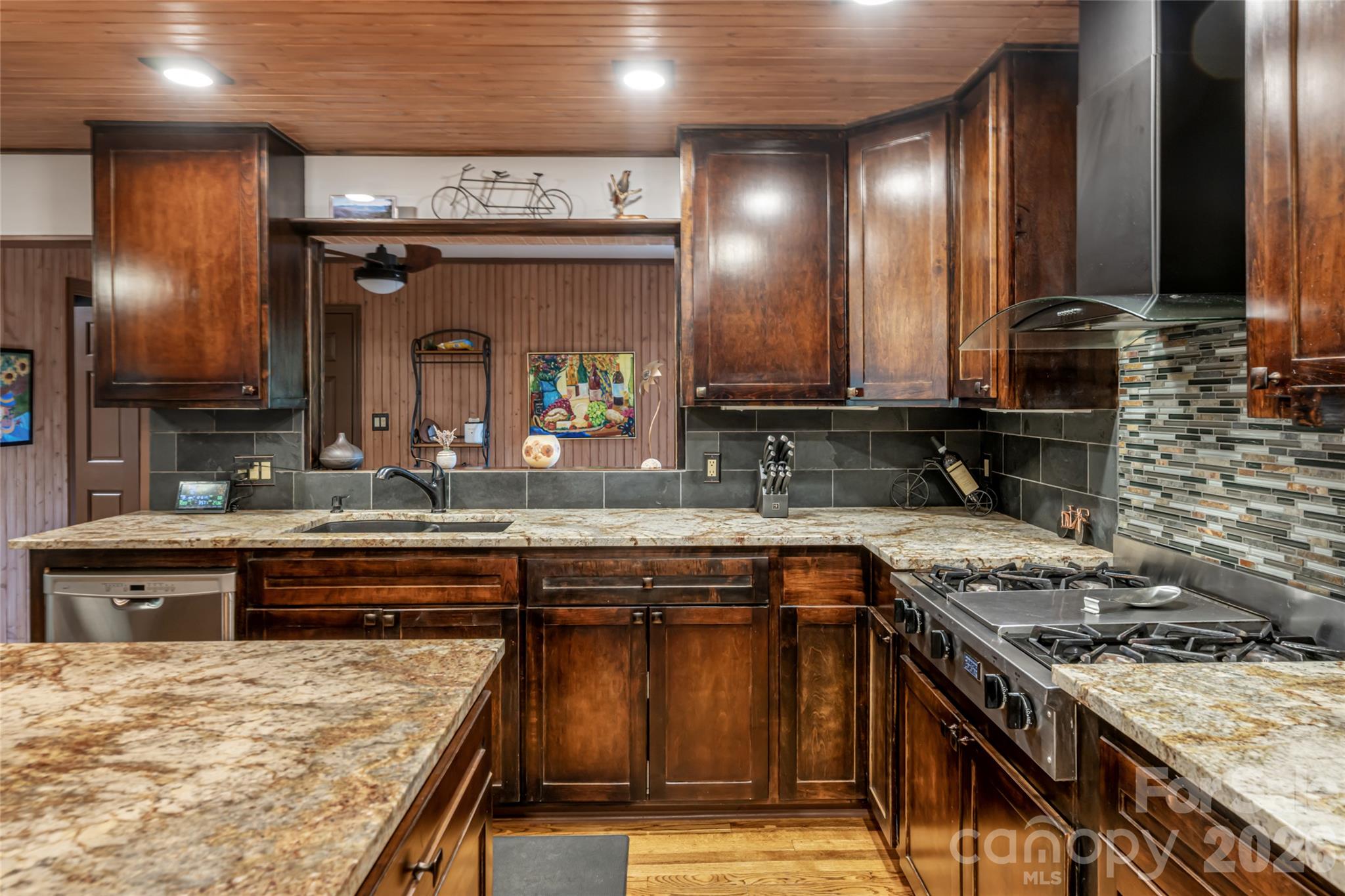 Single Family Residence at 364 Lynn Cove Road, Asheville, photo 23 of 51