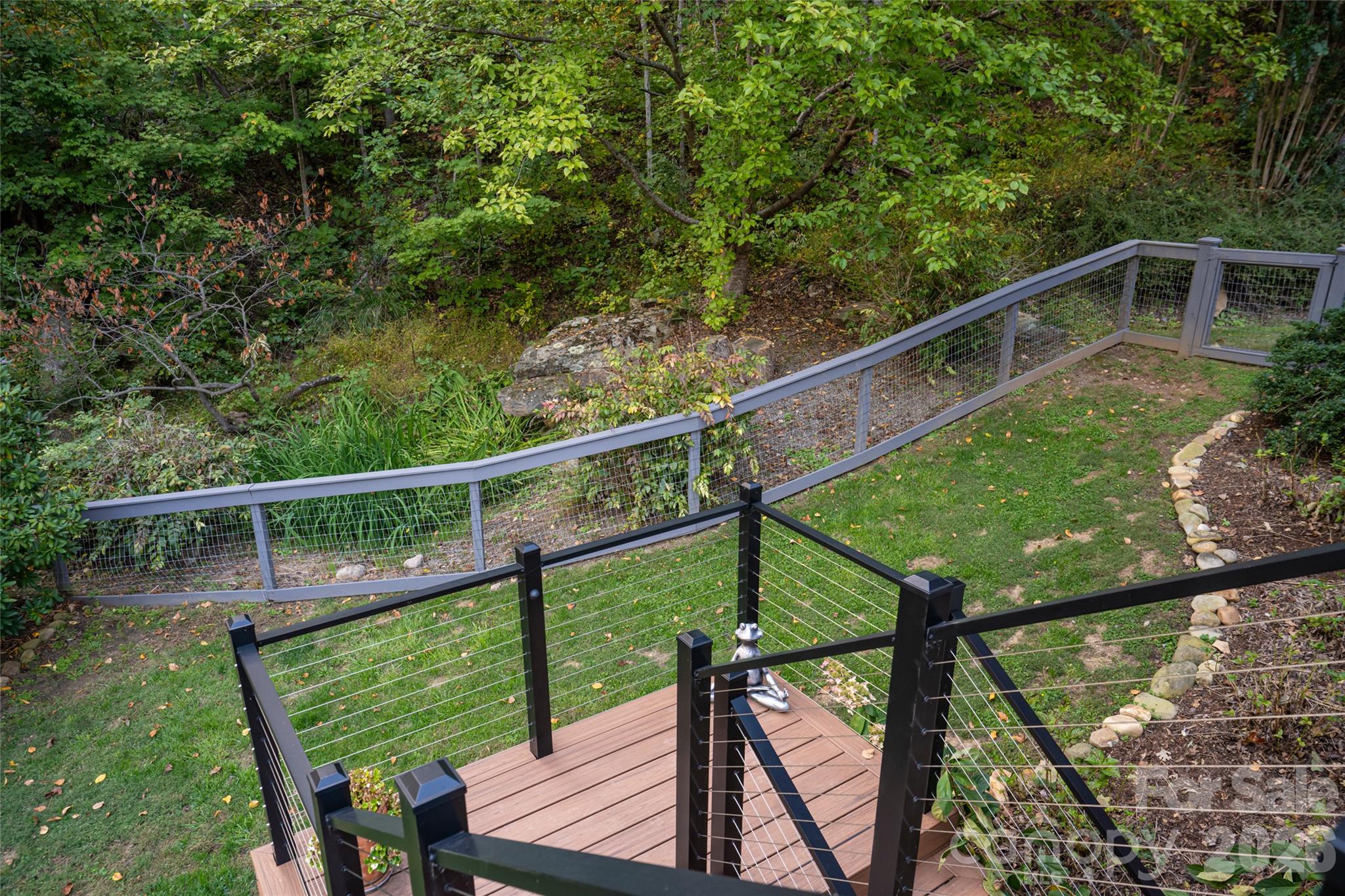 Fenced dog yard - 364 Lynn Cove Road, Asheville