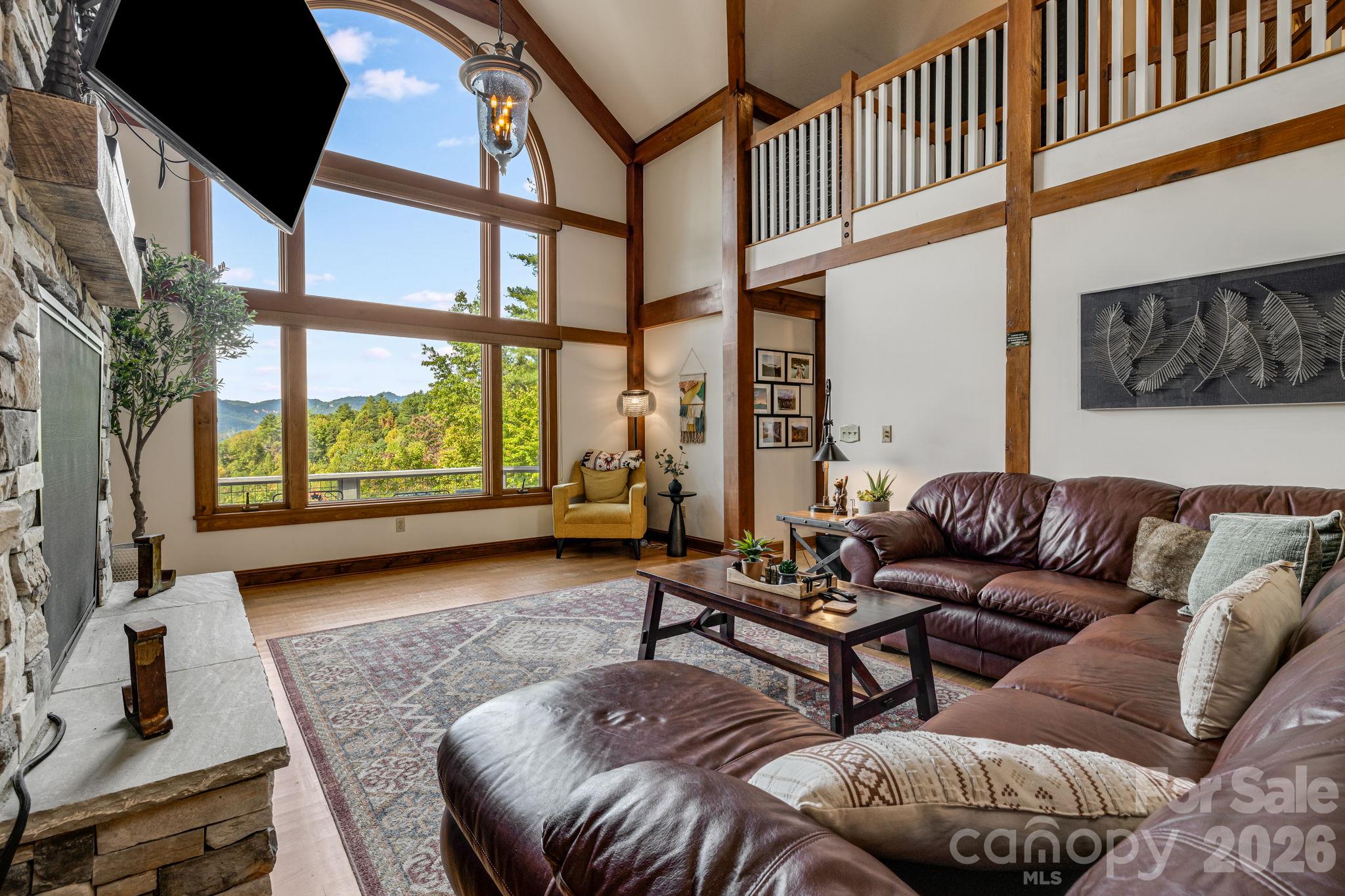 Living Room - 28 Nantahala Ridge, Bryson City