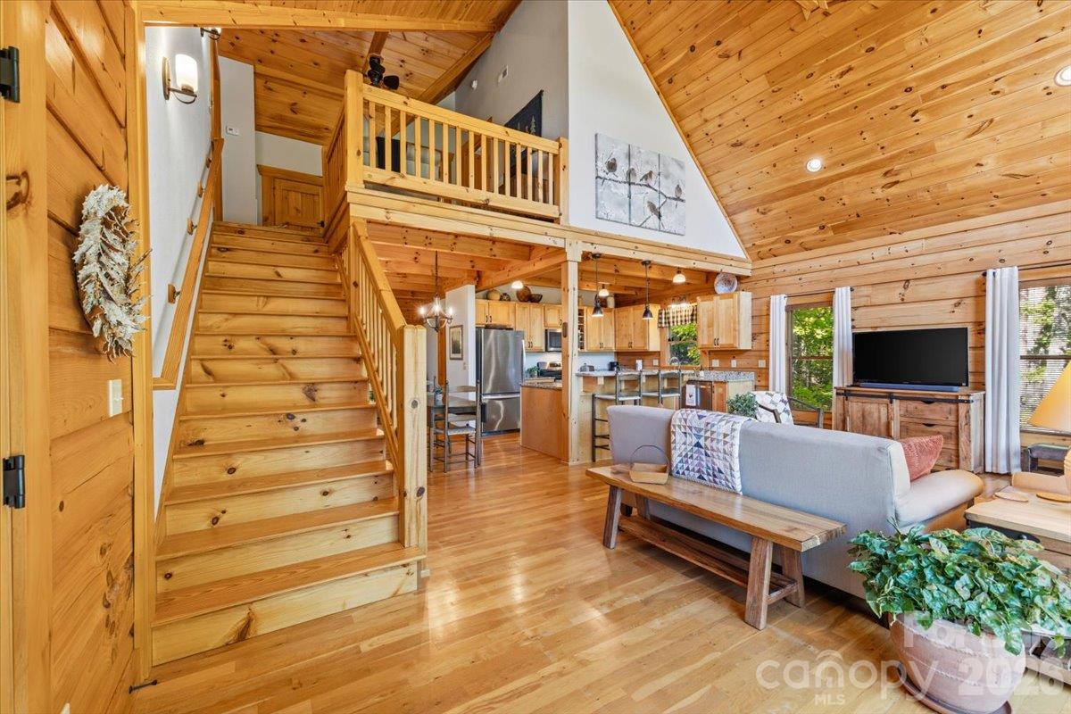 Great Room, Dining Area & Kitchen Main Level - 1016 Horizon Trail, Nebo