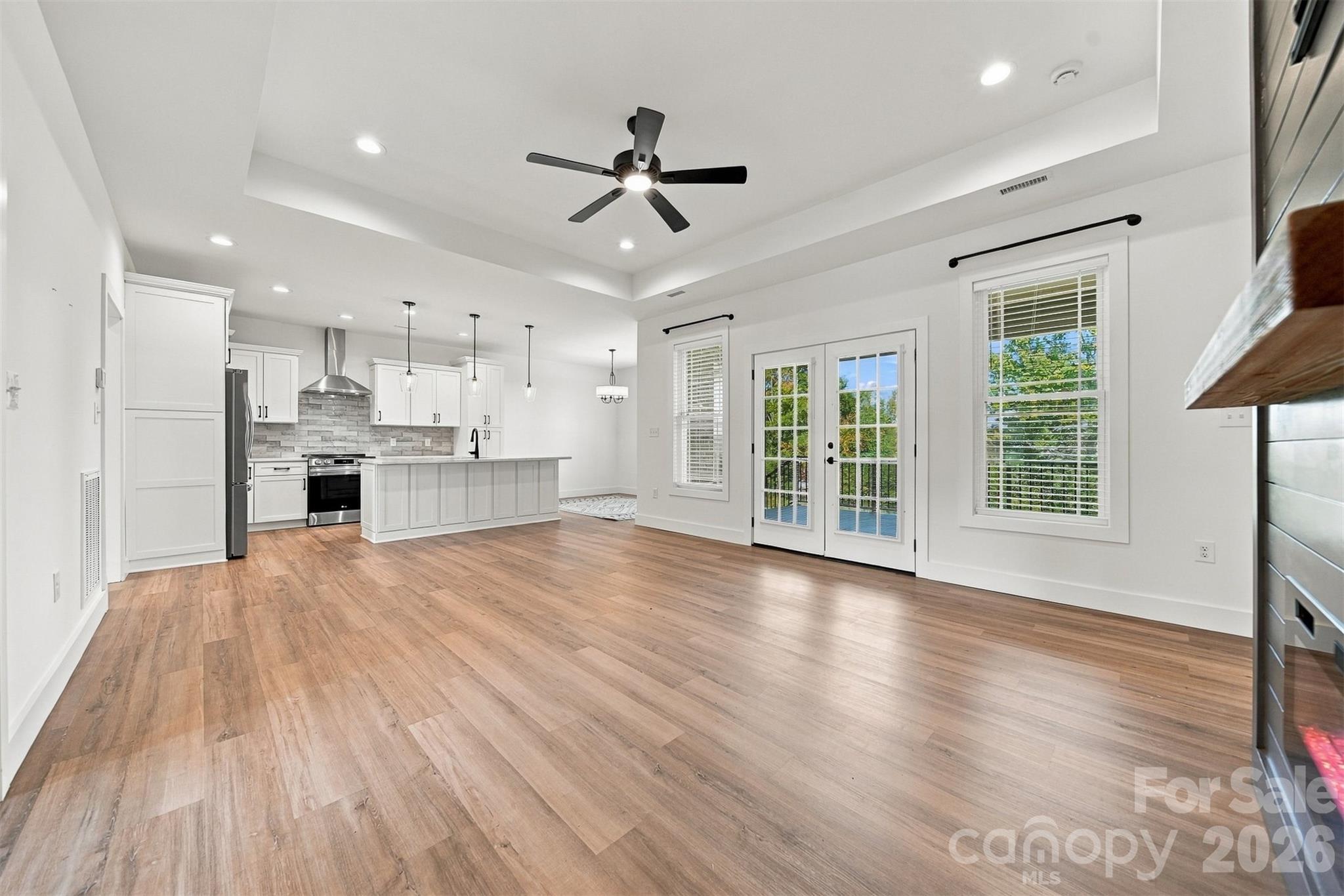 Townhouse at 3331 48th Avenue NE, Hickory, photo 10 of 40