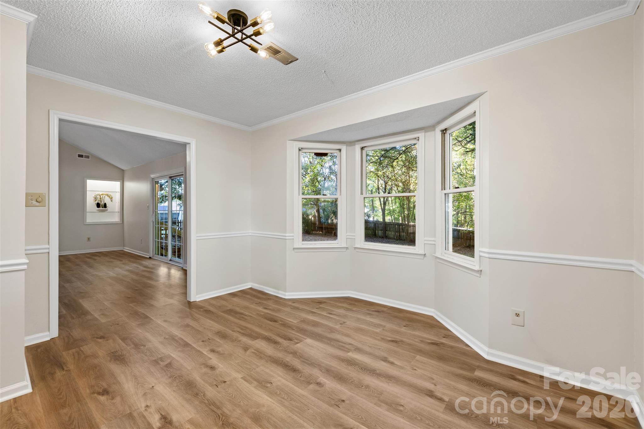 Single Family Residence at 1312 Newfound Hollow Drive, Charlotte, photo 12 of 33