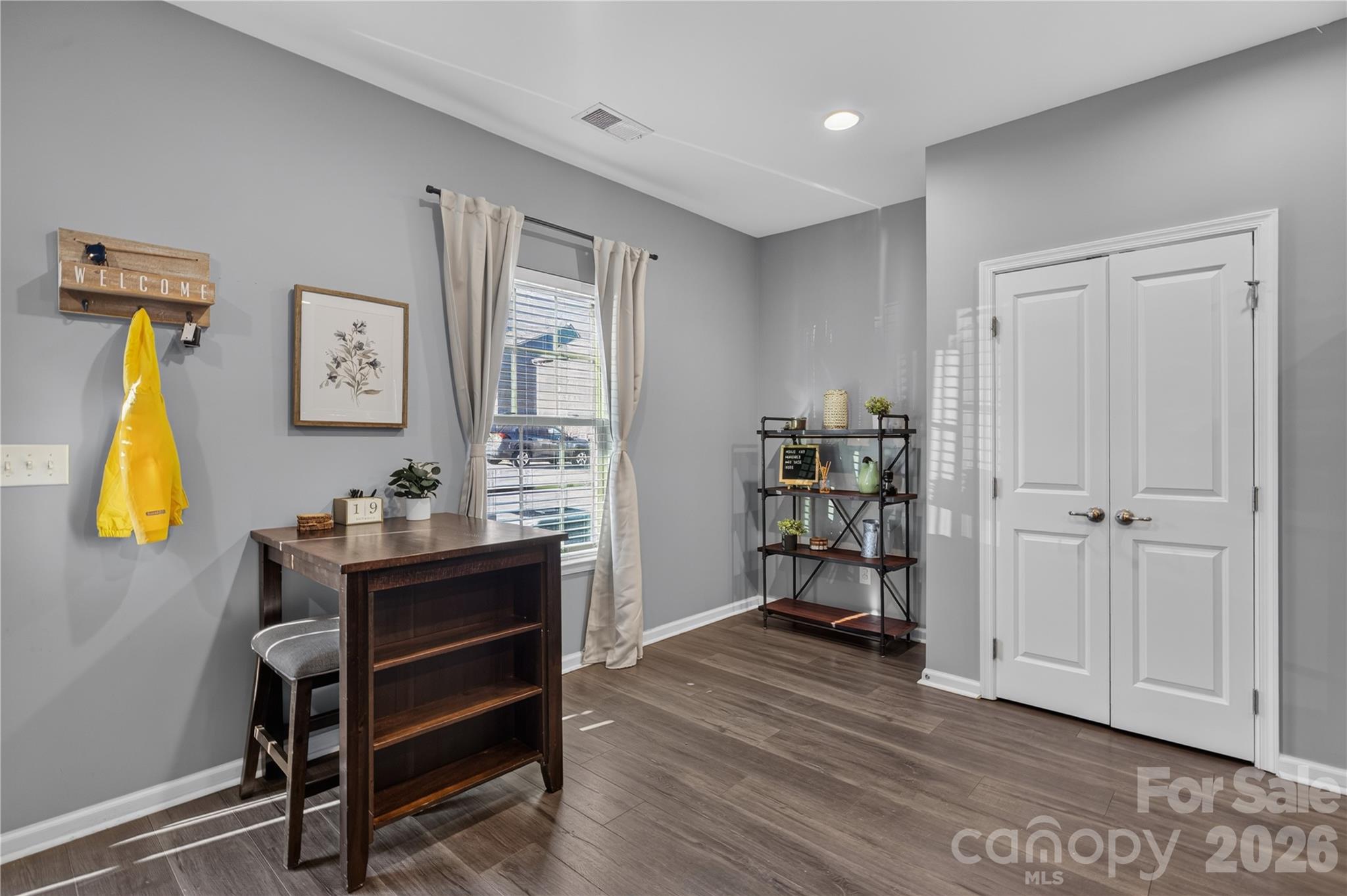 Townhouse at 1710 Evergreen Drive, Charlotte, photo 9 of 27