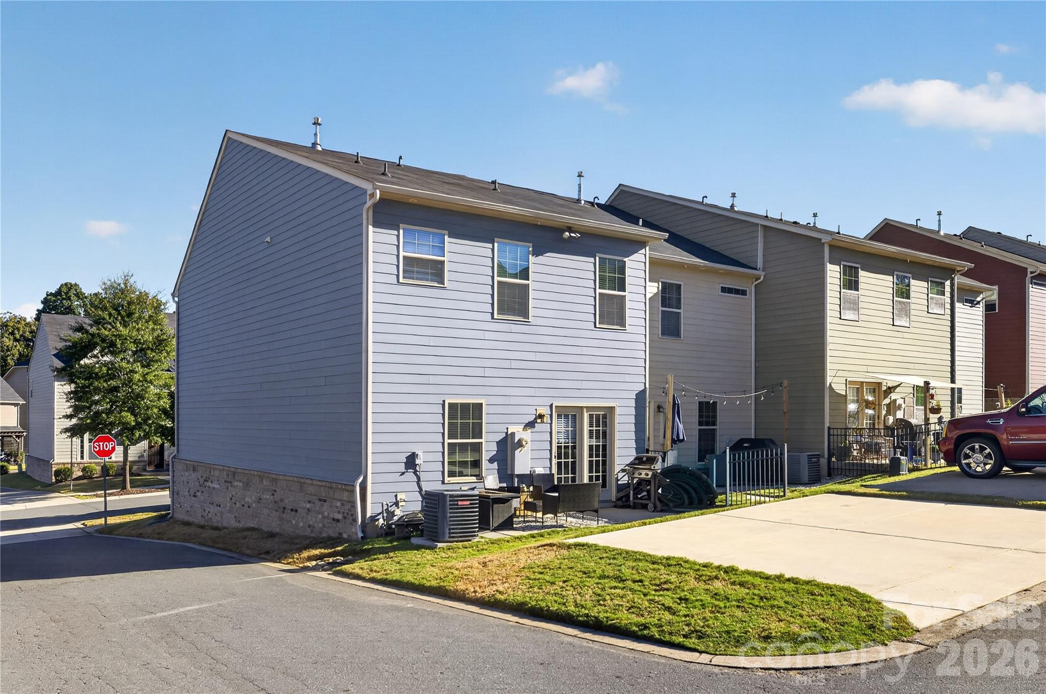 Townhouse at 1710 Evergreen Drive, Charlotte, photo 25 of 27