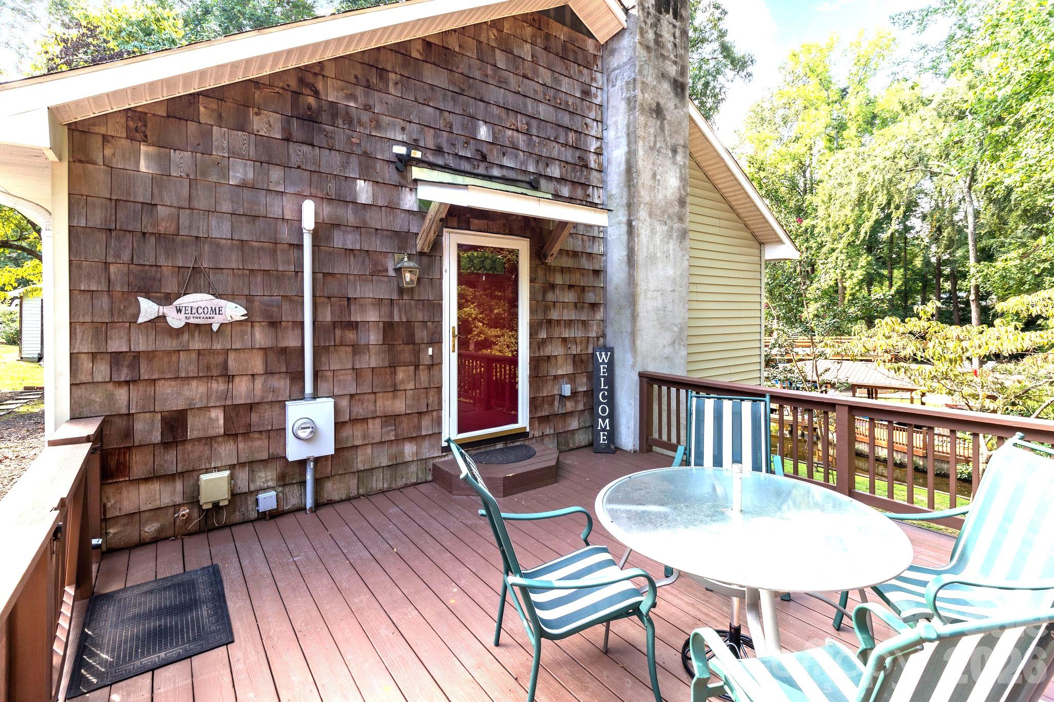 Single Family Residence at 746 Springwood Drive, Mount Gilead, photo 3 of 38