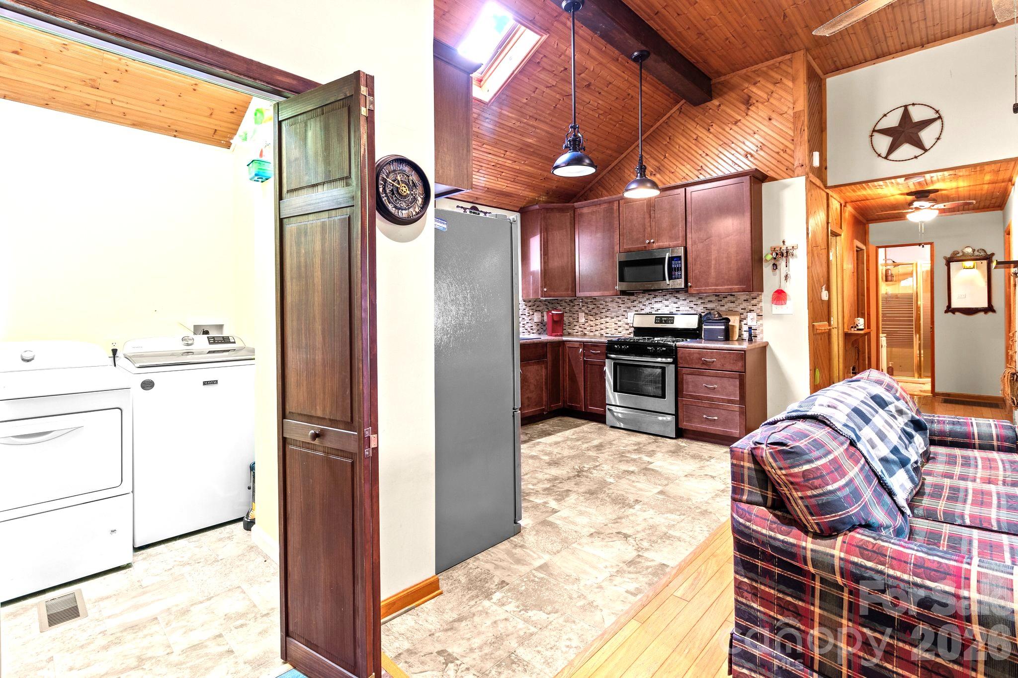 Single Family Residence at 746 Springwood Drive, Mount Gilead, photo 14 of 38