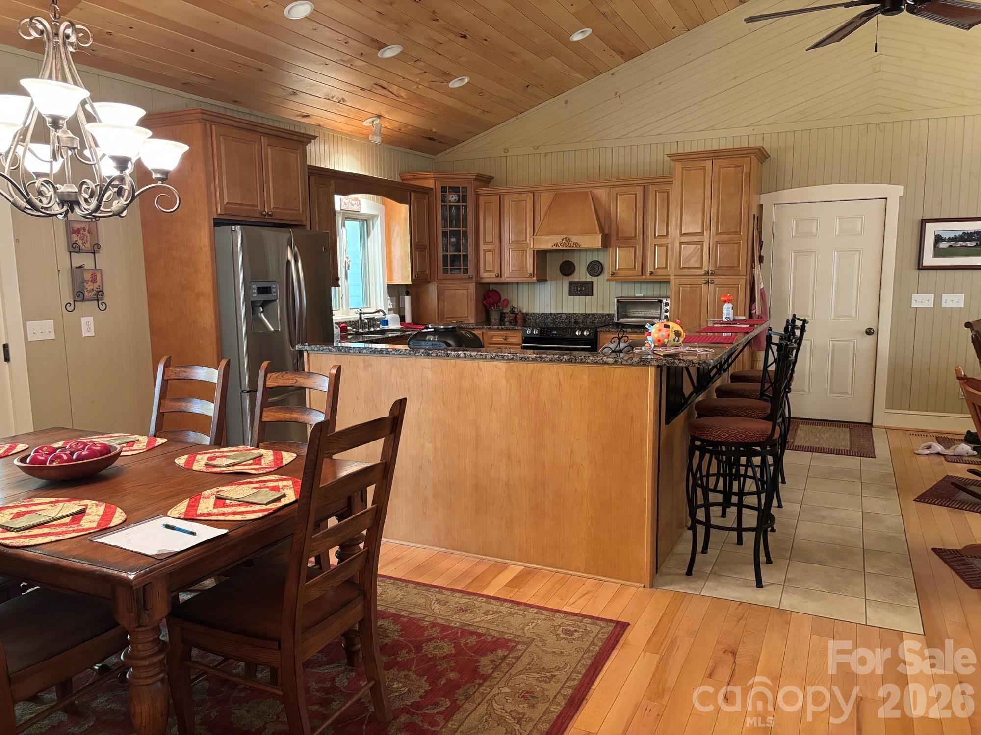 Single Family Residence at 1661 Mckinney Mine Road, Spruce Pine, photo 6 of 27