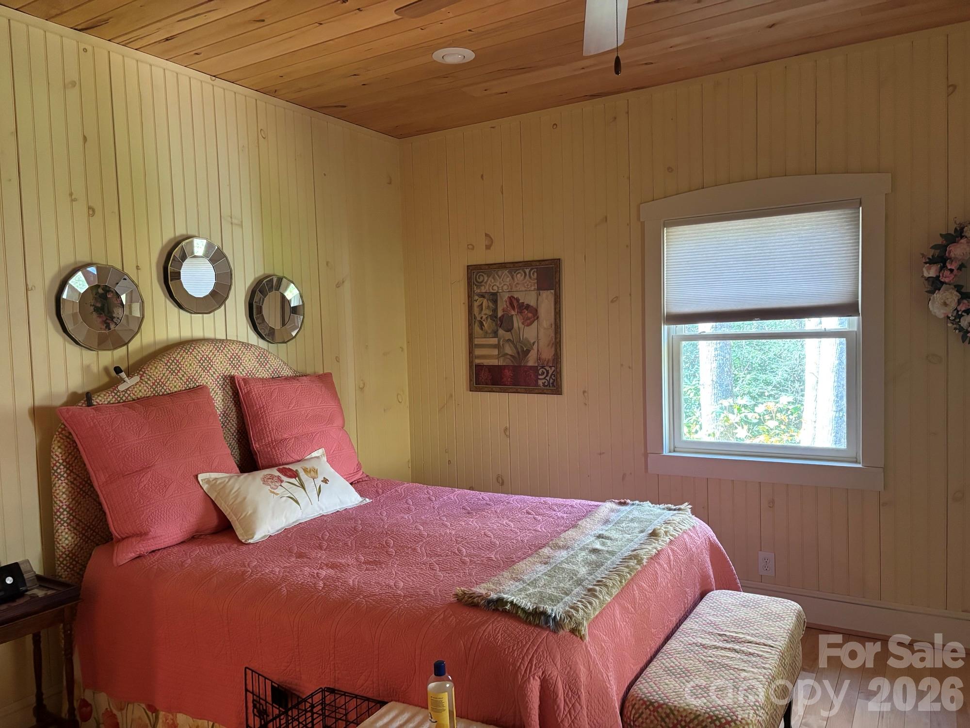 Single Family Residence at 1661 Mckinney Mine Road, Spruce Pine, photo 12 of 27