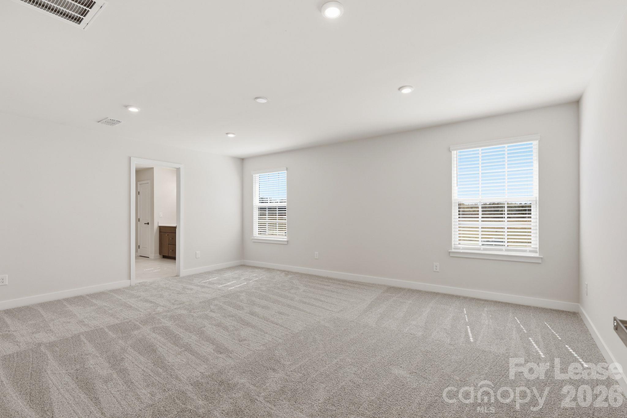 Single Family Residence at 2036 Fernway Drive, Charlotte, photo 22 of 40