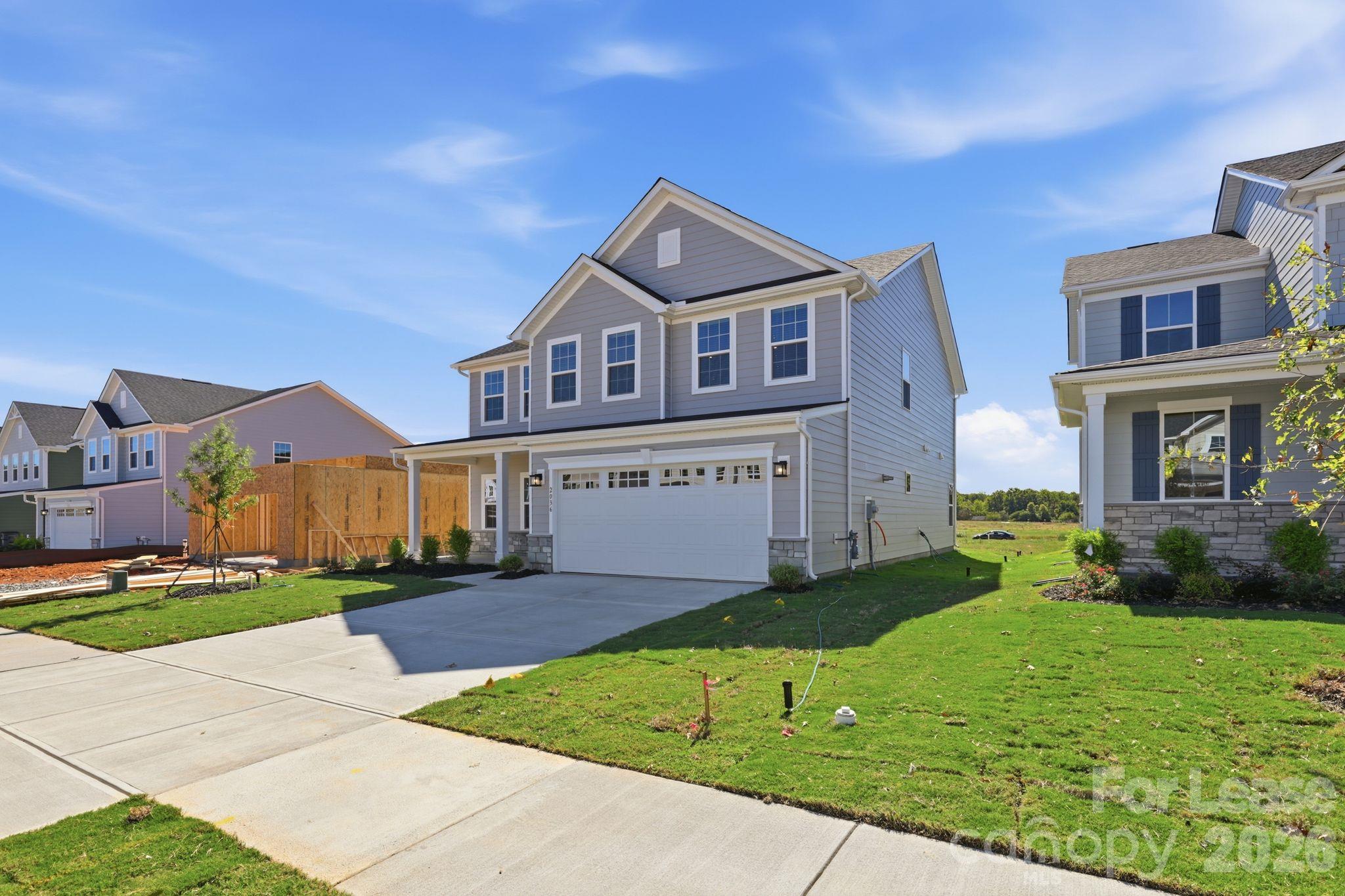 Single Family Residence at 2036 Fernway Drive, Charlotte, photo 38 of 40