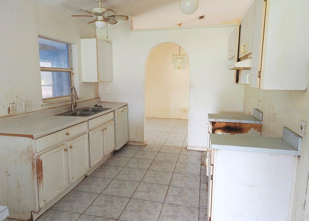 Kitchen - 959 GASCONY CT, KISSIMMEE