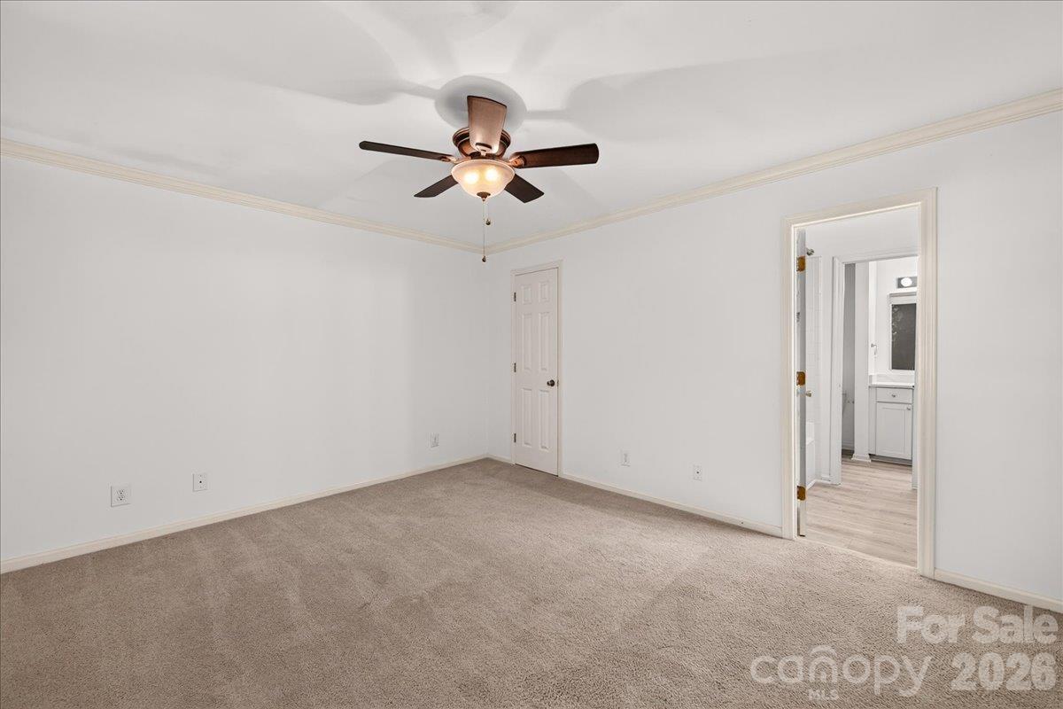 Condominium at 3200 Selwyn Farms Lane, Charlotte, photo 7 of 35