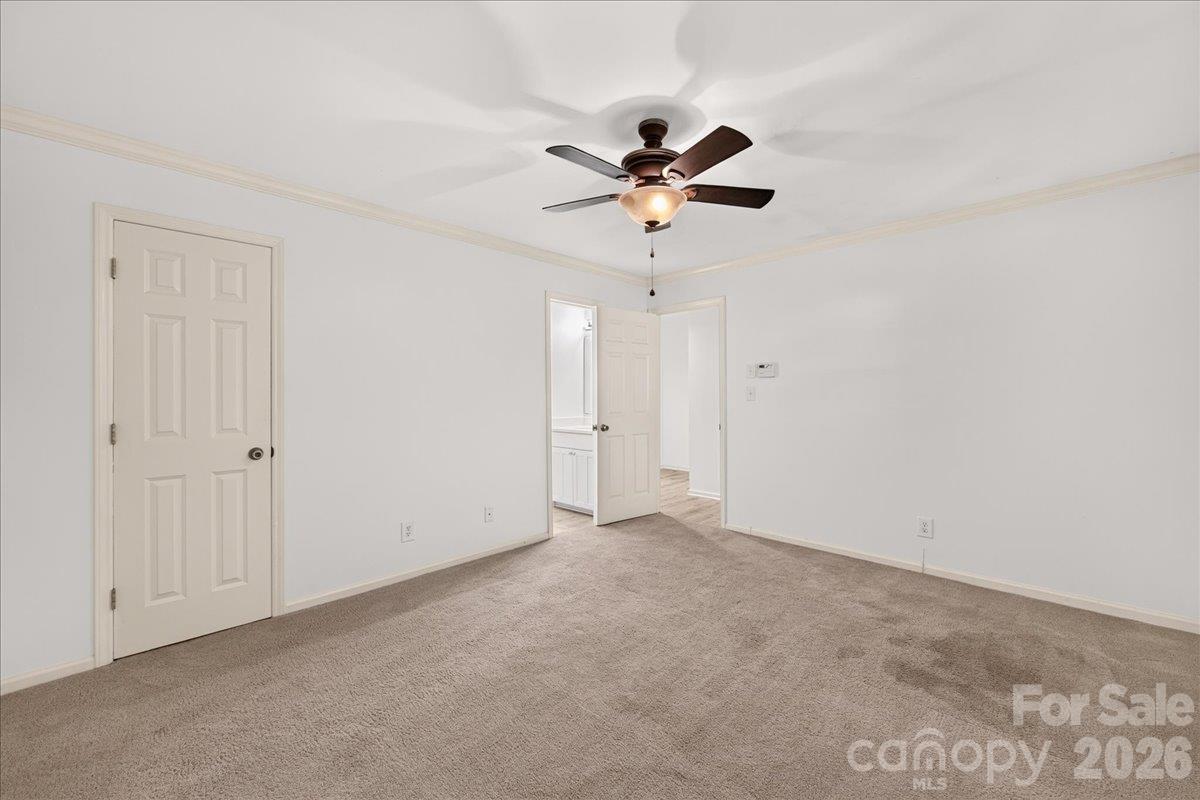 Condominium at 3200 Selwyn Farms Lane, Charlotte, photo 8 of 35