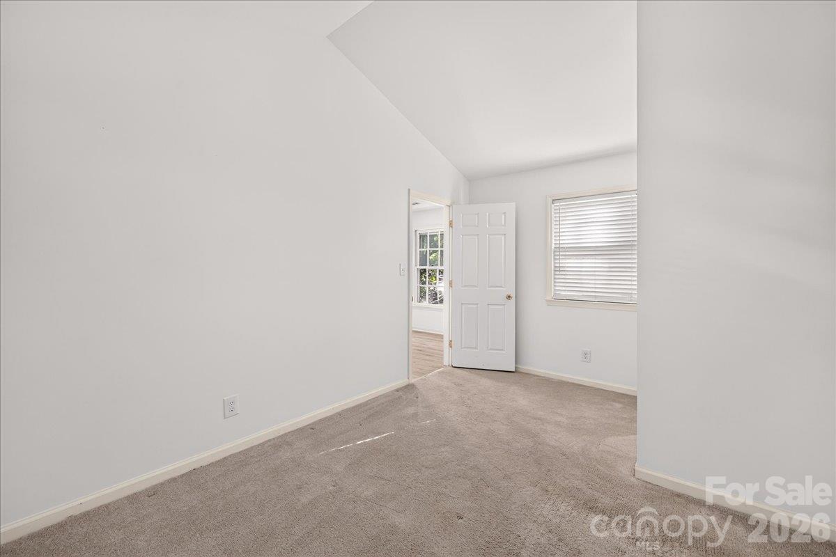 Condominium at 3200 Selwyn Farms Lane, Charlotte, photo 17 of 35