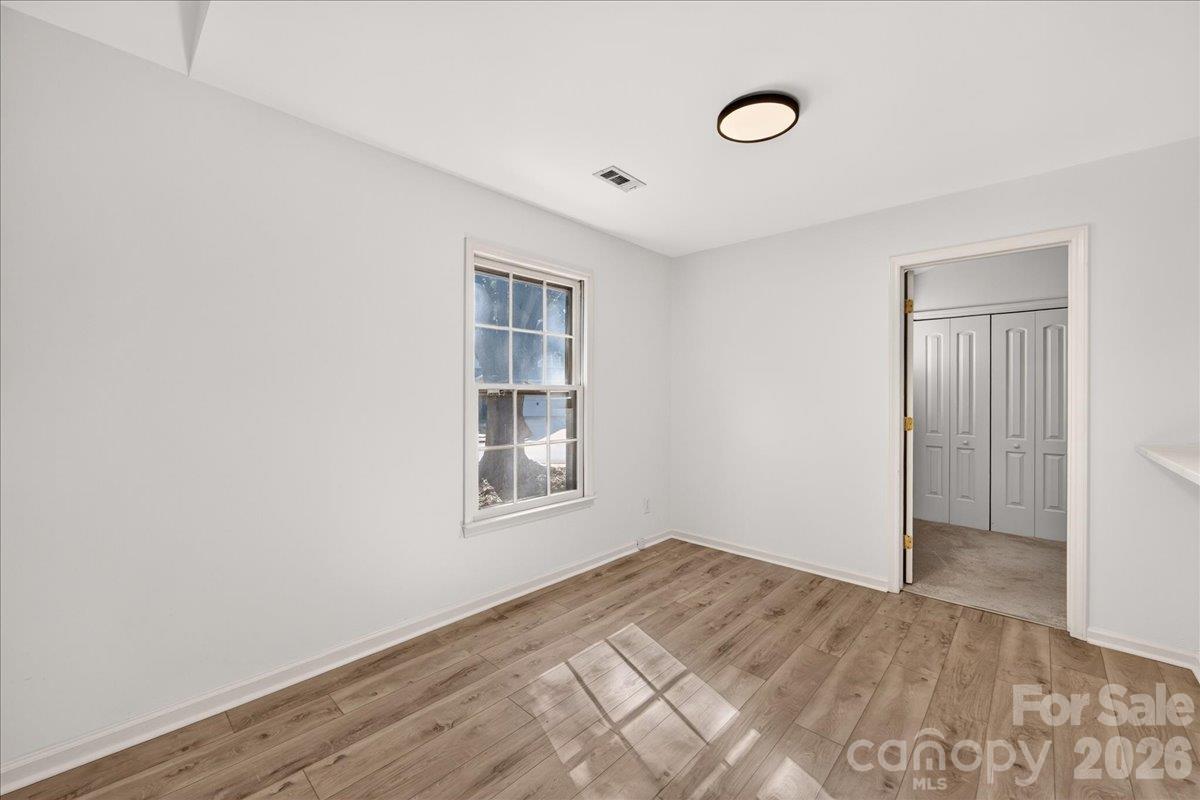 Condominium at 3200 Selwyn Farms Lane, Charlotte, photo 25 of 35