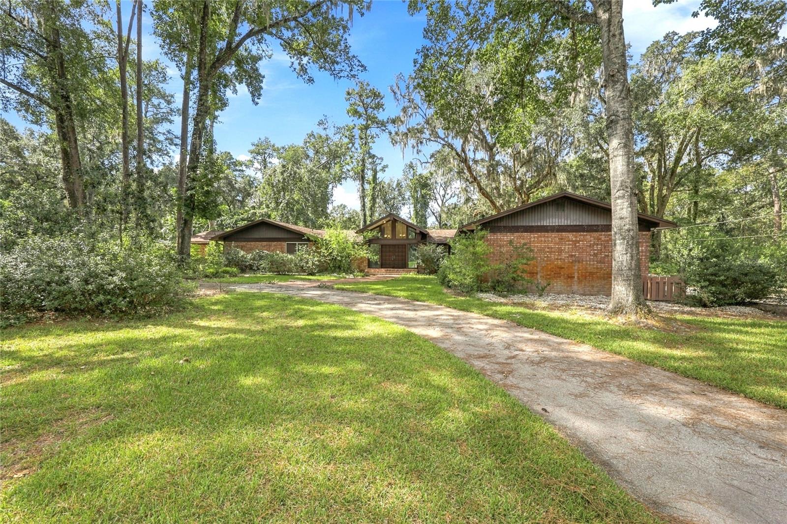 1220 NW 112TH TER