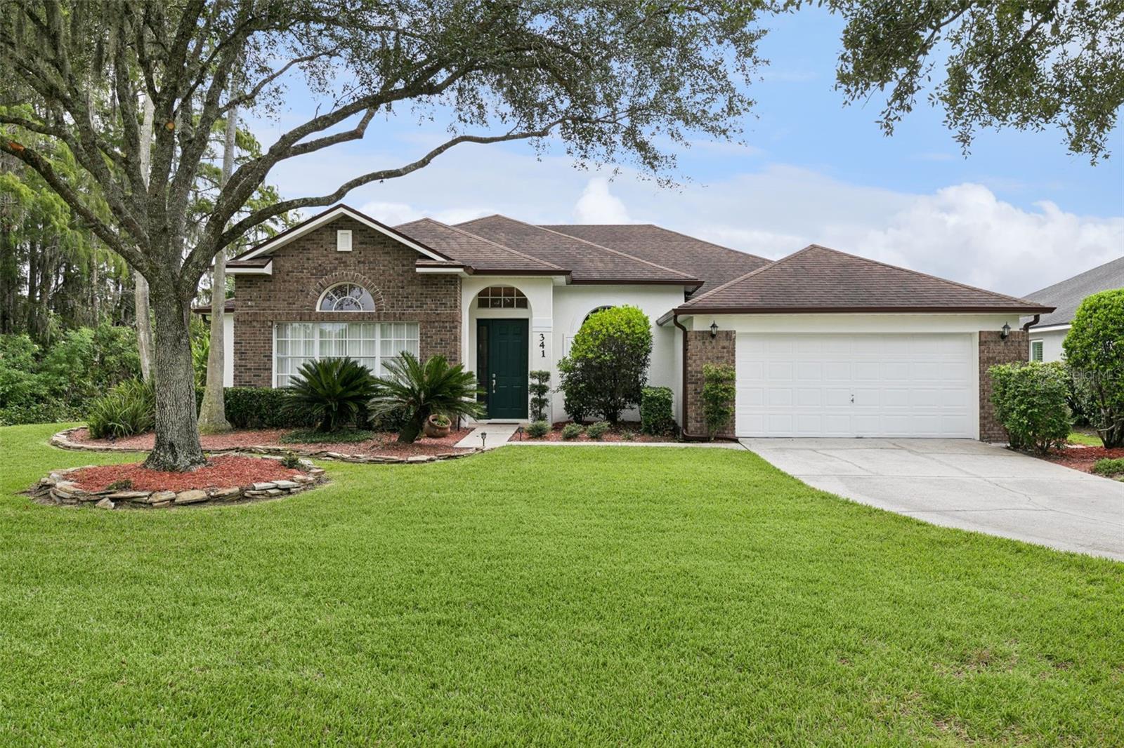 341 WALTON HEATH DR